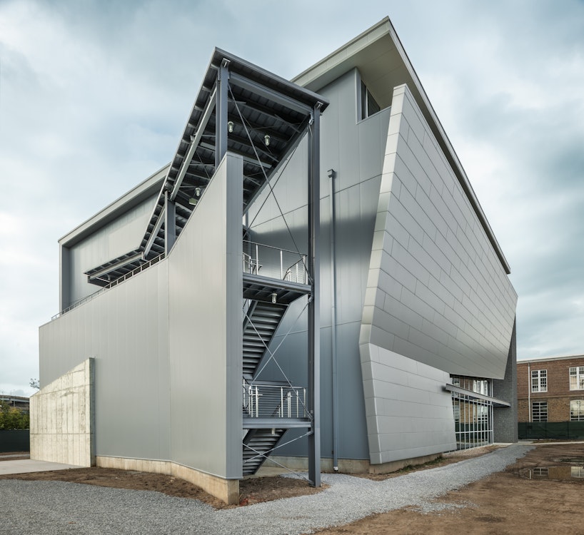 Jack L. Gordon Architects Featured Project