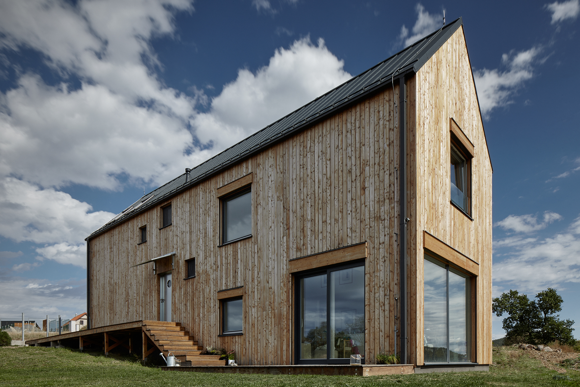 Барнхаус. Барнхаус дранка. Норвежско шведский барнхаус. Стиль Barn House. Дом в стиле Barn House.