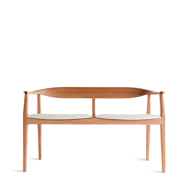 Julieta Loveseat