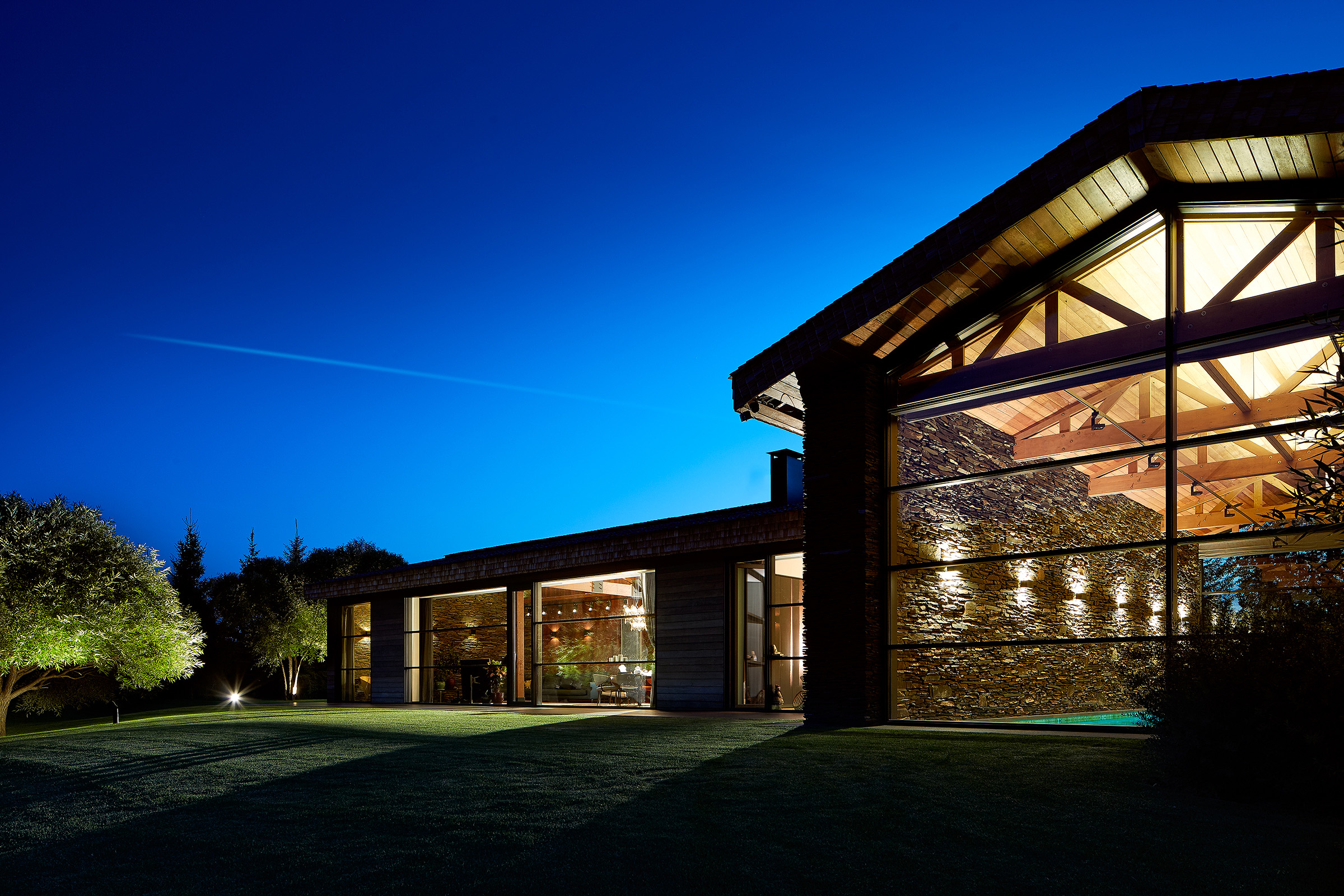 м. дуплекс 2856. дуплекс 300 кв м проект. проект загородной резиденции. особняк в классическом стиле.