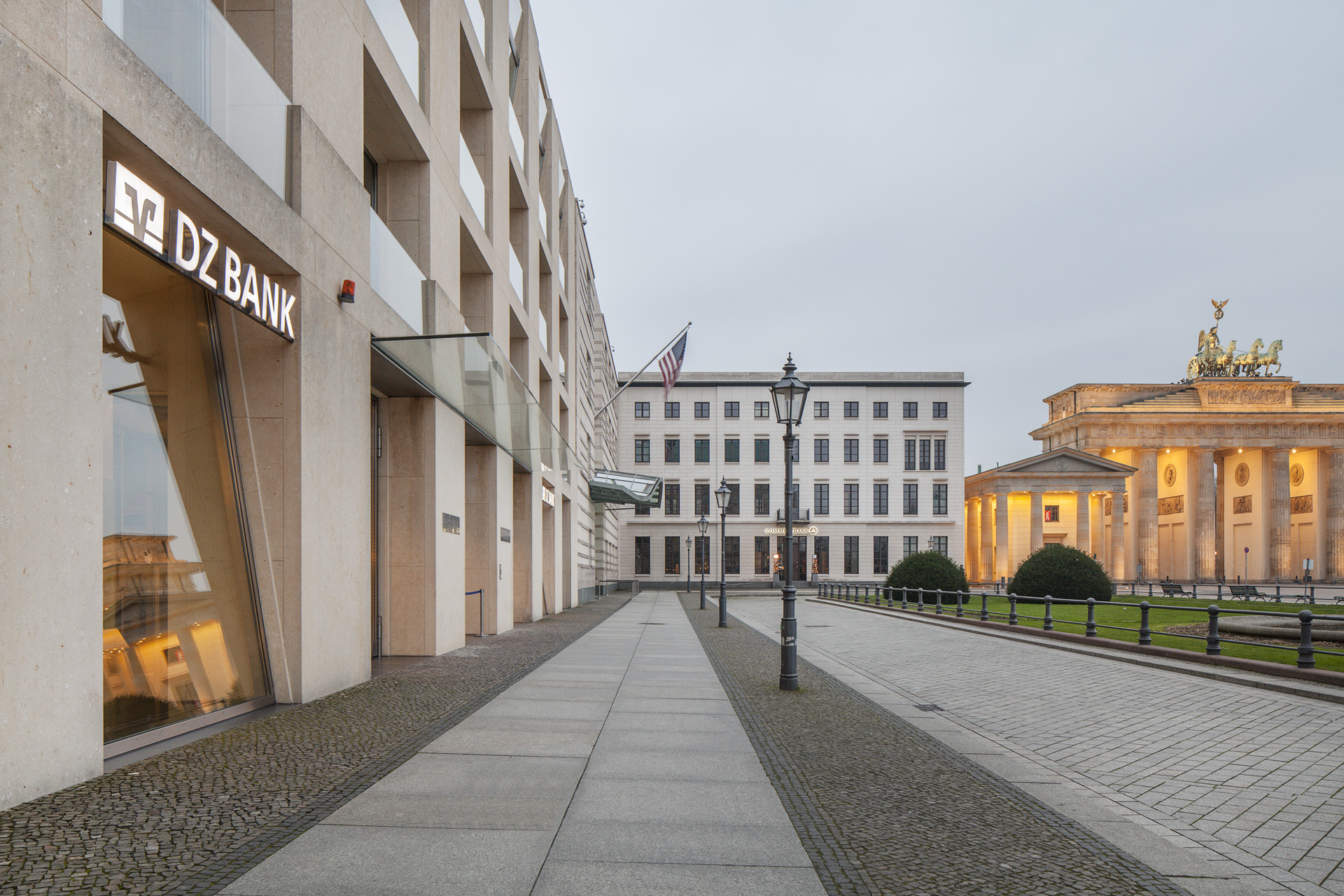 DZ Bank Berlin by Gehry Partners - Architizer
