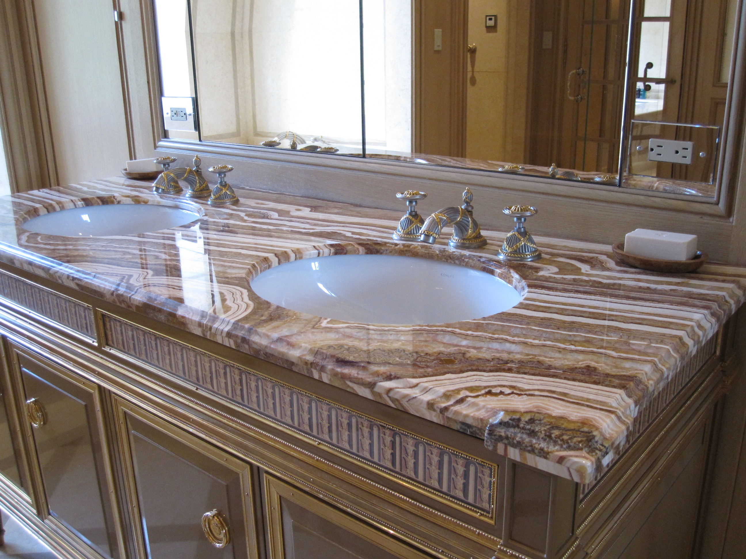 Fantasy Brown Onyx