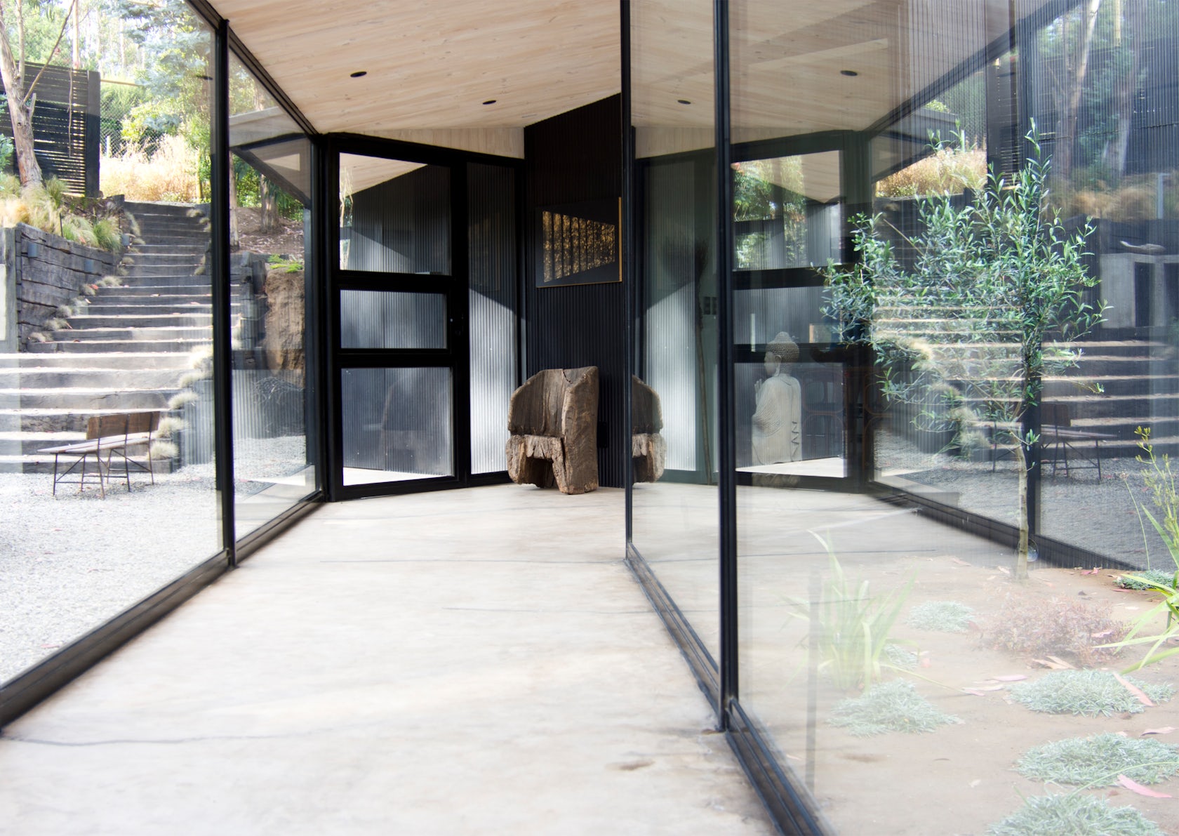 © Alfredo Comandari Architects