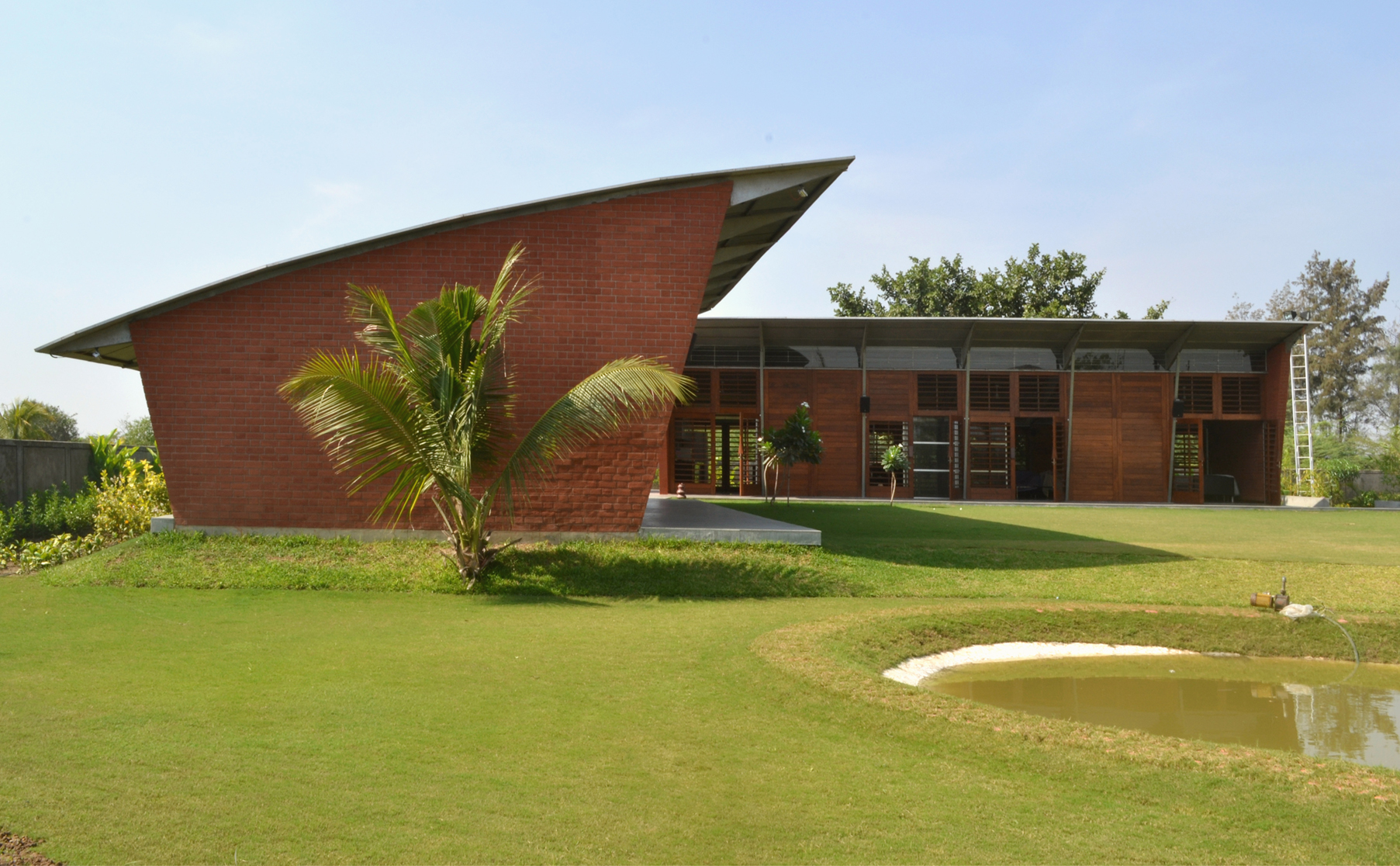 Engineer's House by ESSTEAM Architizer