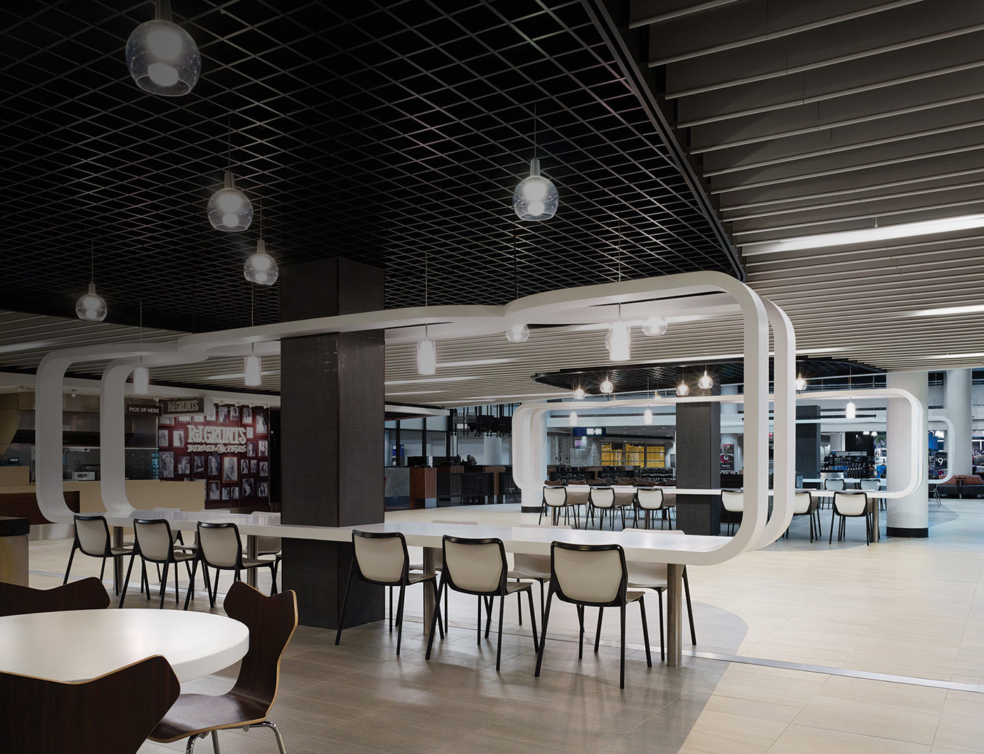 O'Hare International Airport, Terminal 5