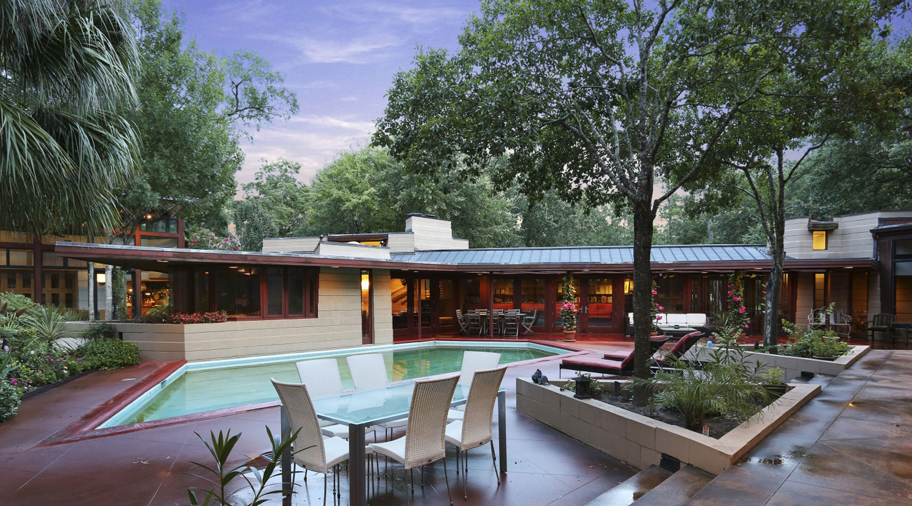 Architecture on the Market: Mid-Century Homes for Sale by Frank