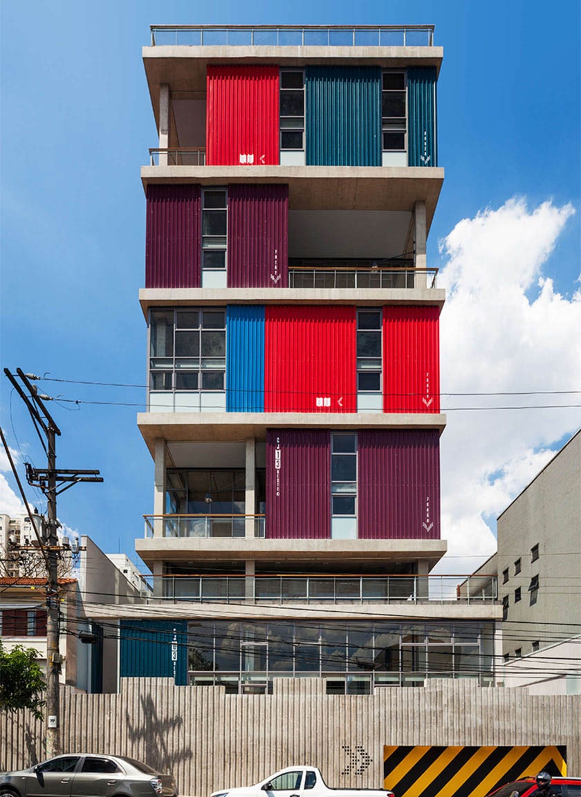 © Andrade Morettin Arquitetos