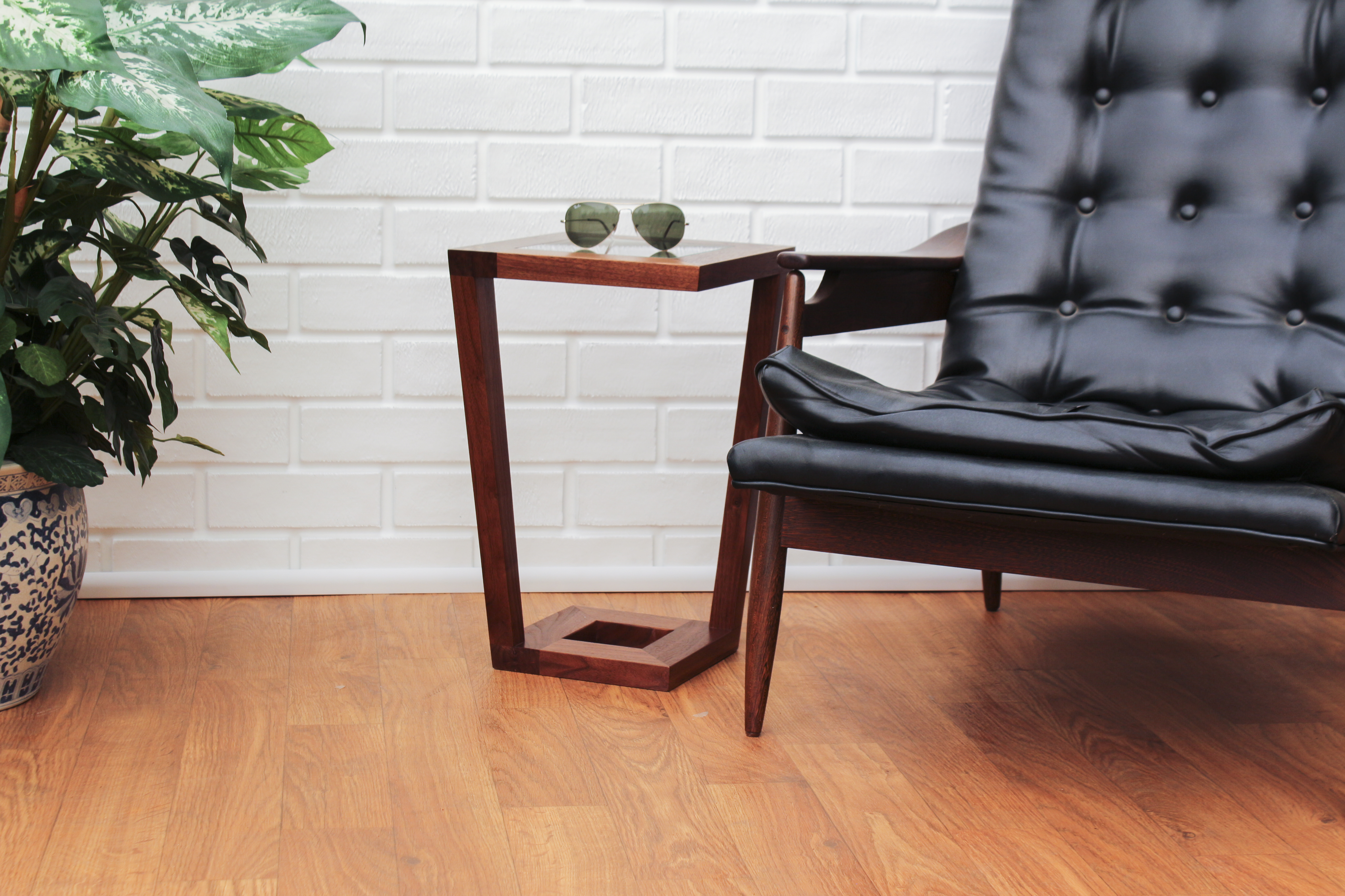 Harris Table