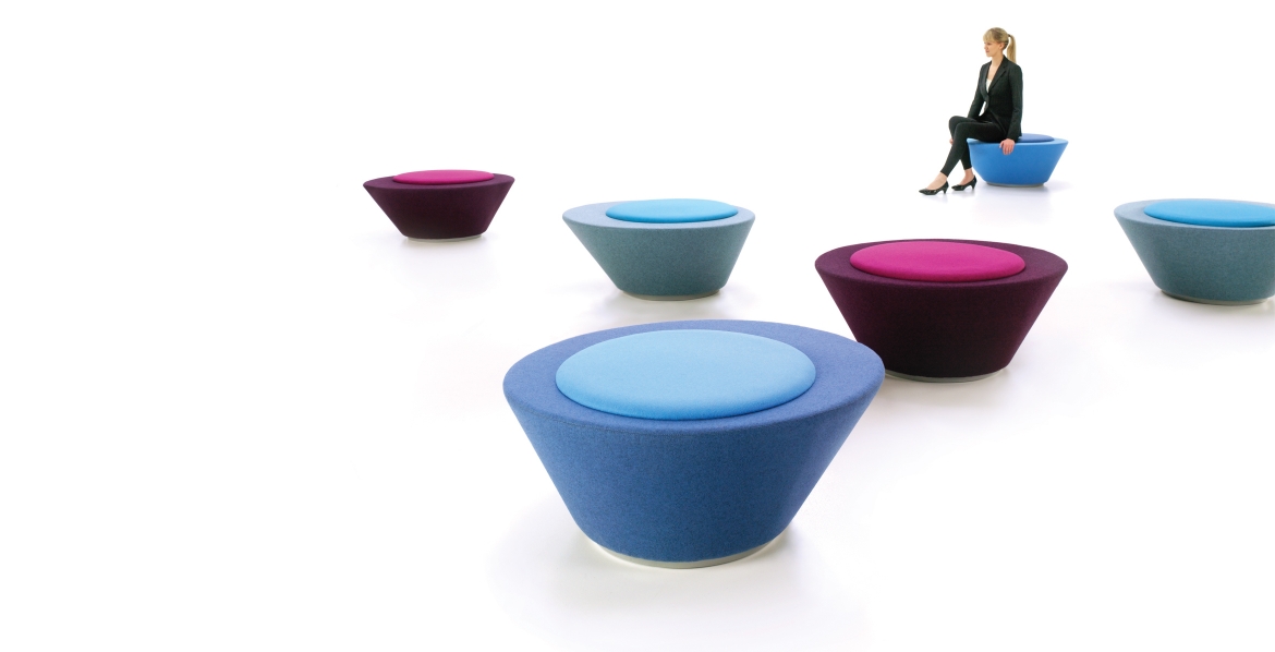 Pluto Bench