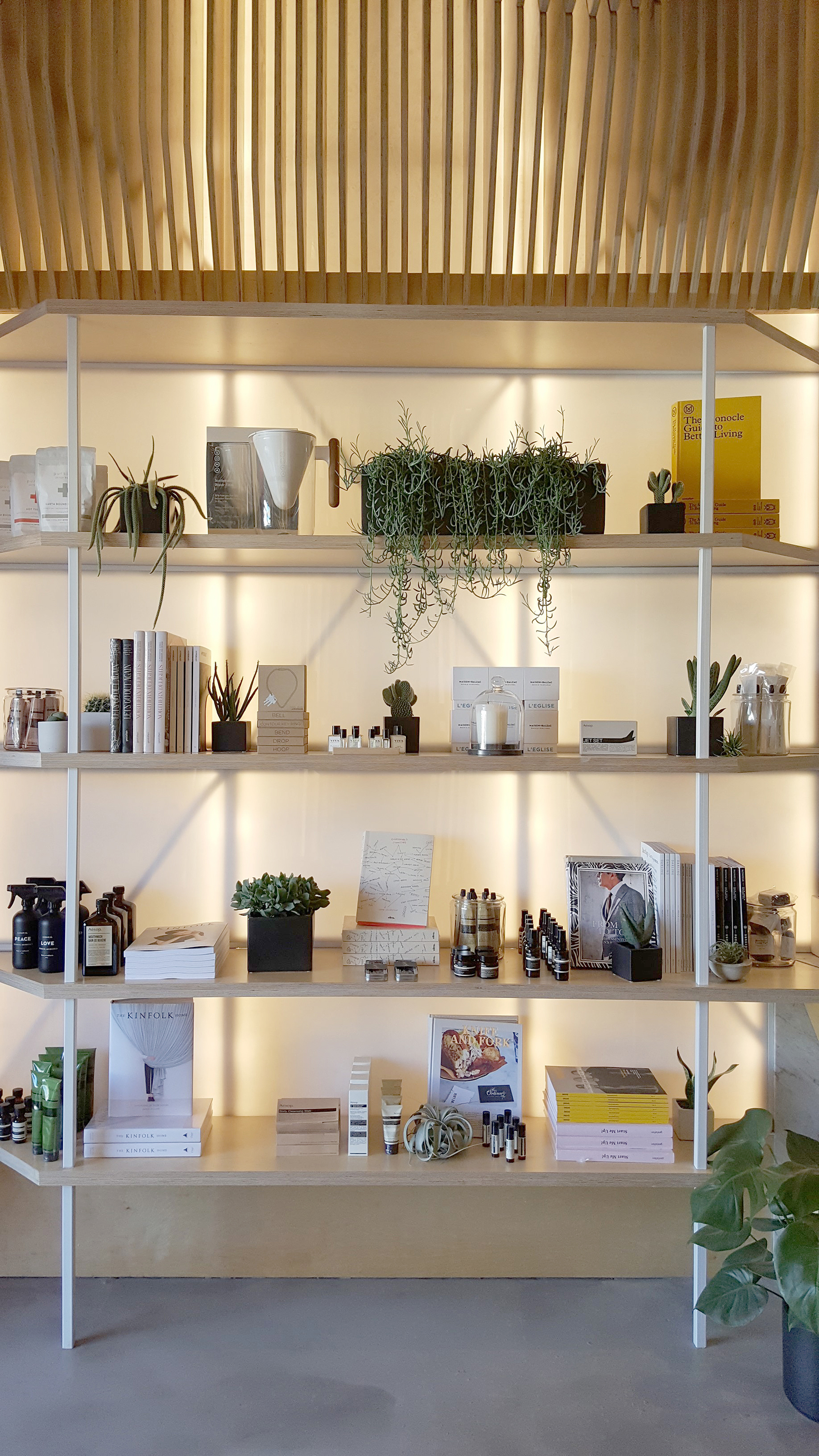 © A-Industrial Design/Build