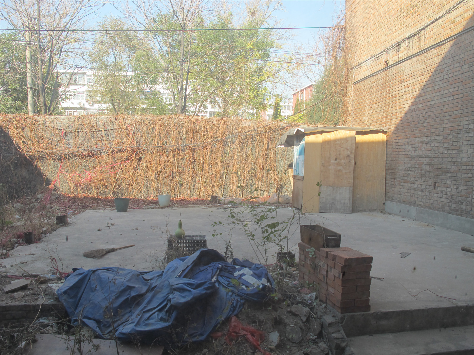 © He Wei Studio／3andwich Design