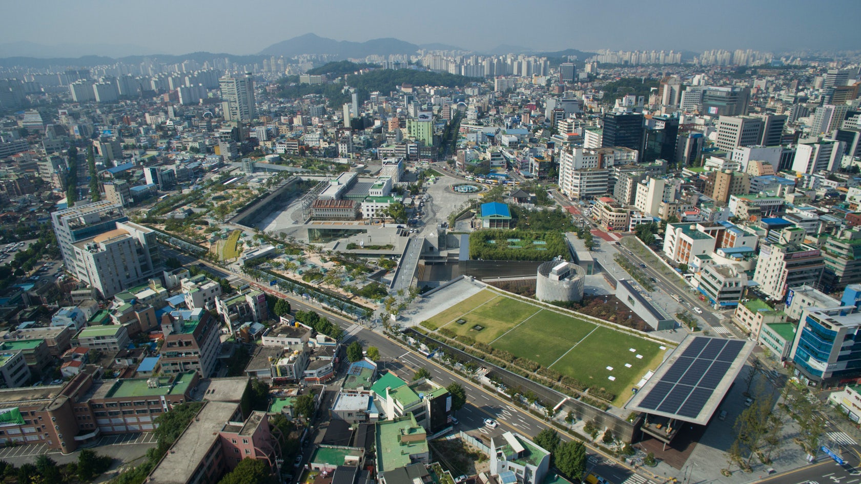 © Kyu Sung Woo Architects