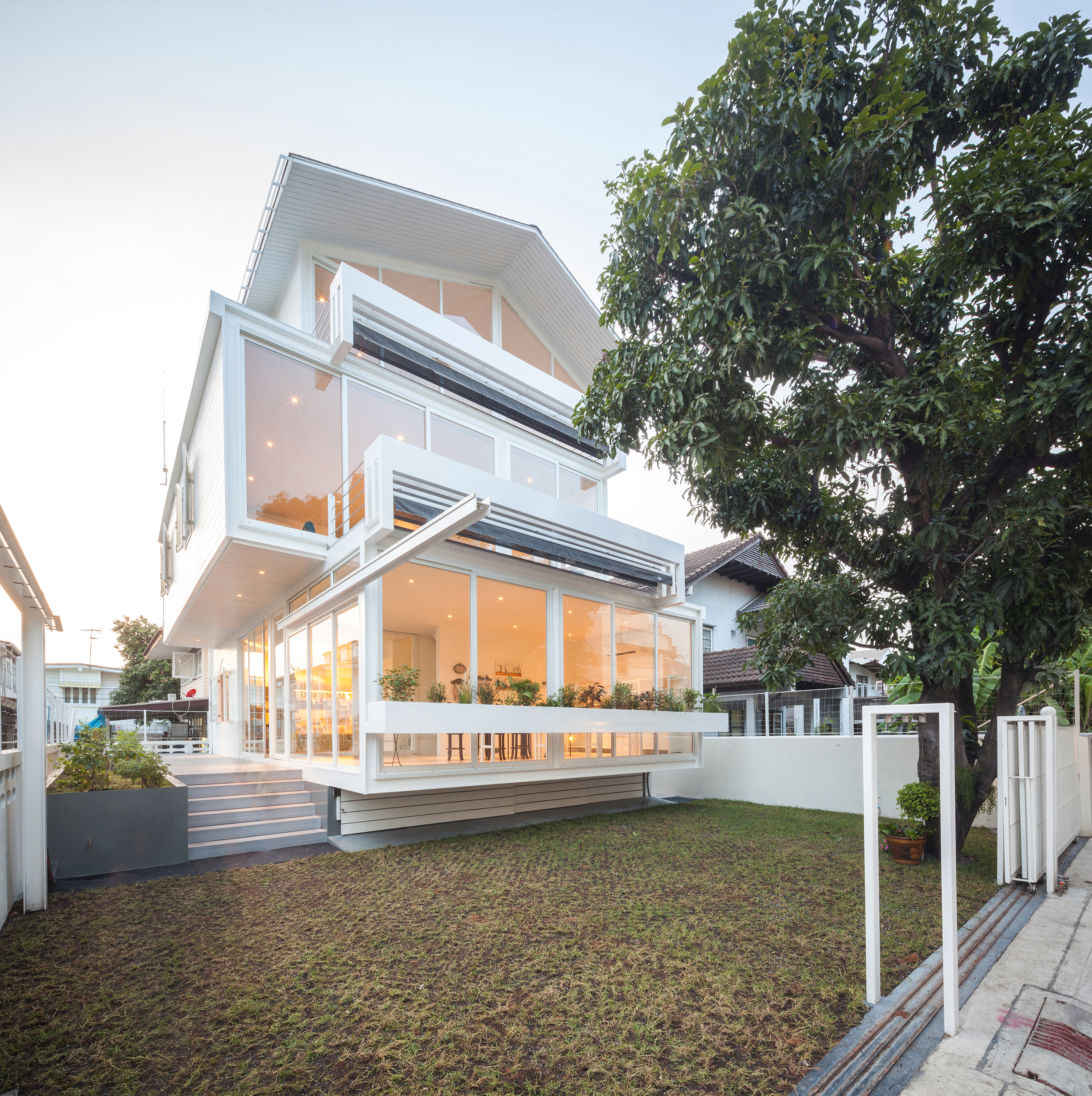 © Sook Architects Company Limited