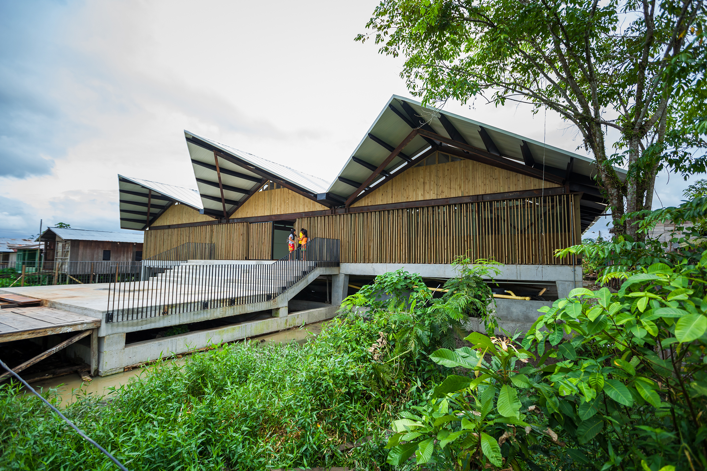 Institución Educativa Embera Atrato Medio By Plan:b - Architizer