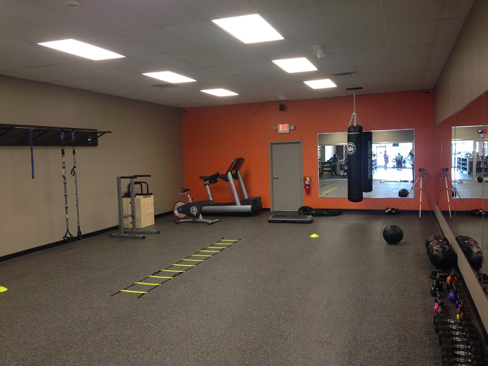 Live Clean Nutrition Juice Bar by Designhaus Architecture Architizer