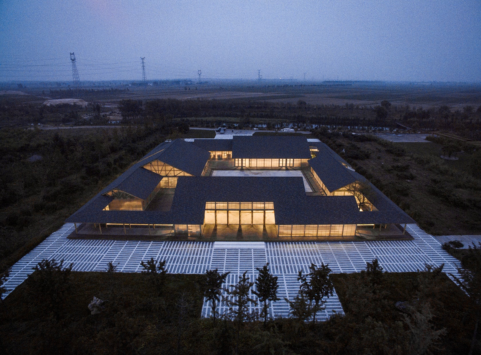 © ARCHSTUDIO