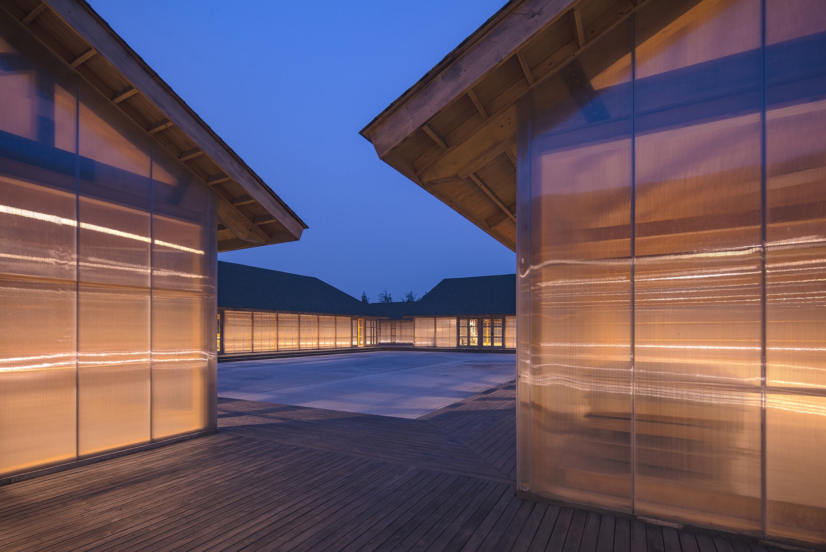 © ARCHSTUDIO