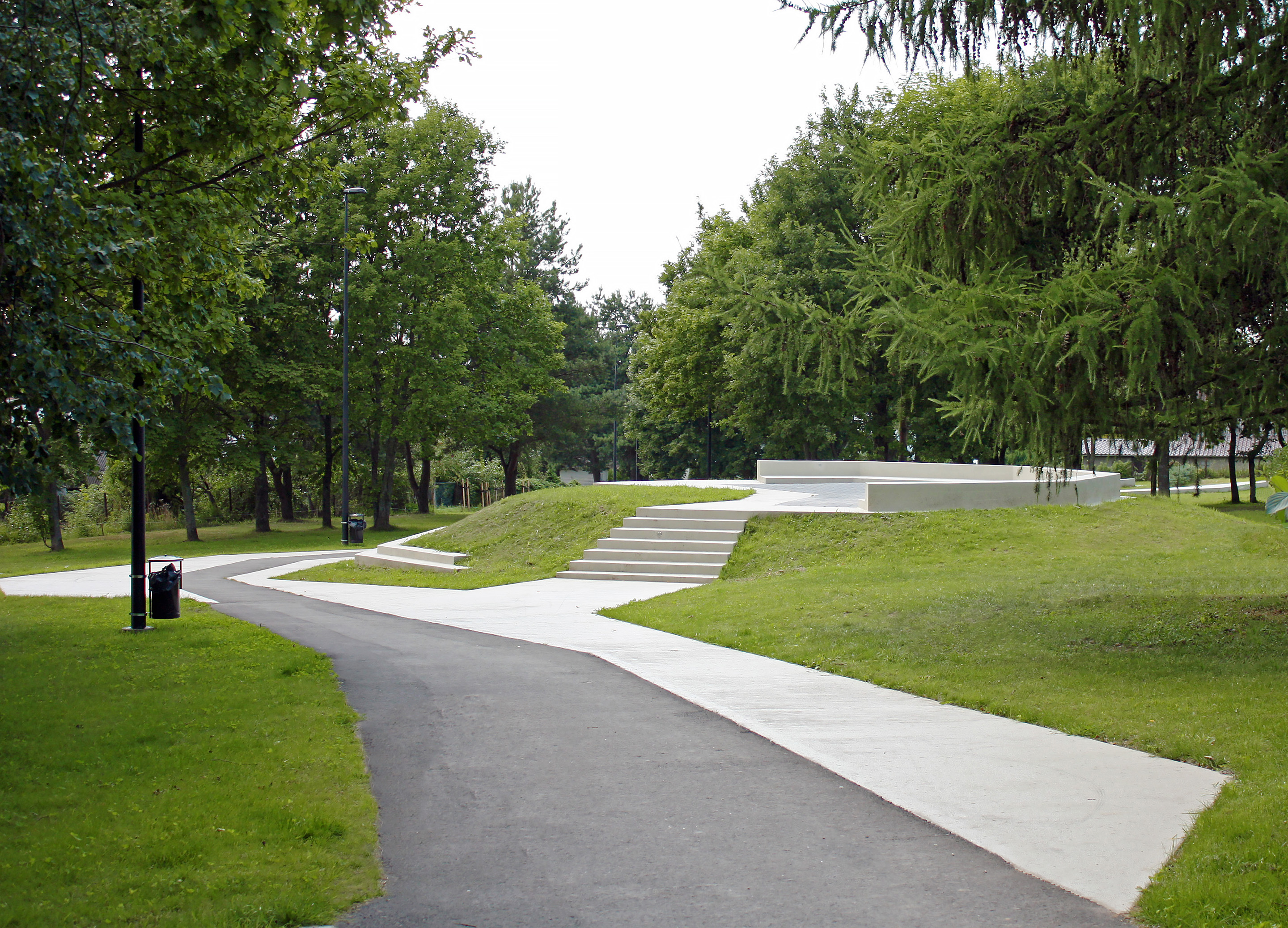 Interest park. Ландшафтная архитектура сквер Германии. Парковая зона«парк Гуркина». Лесопарк Измайлово велодорожки. Ландшафтная архитектура парка Победы в Москве.