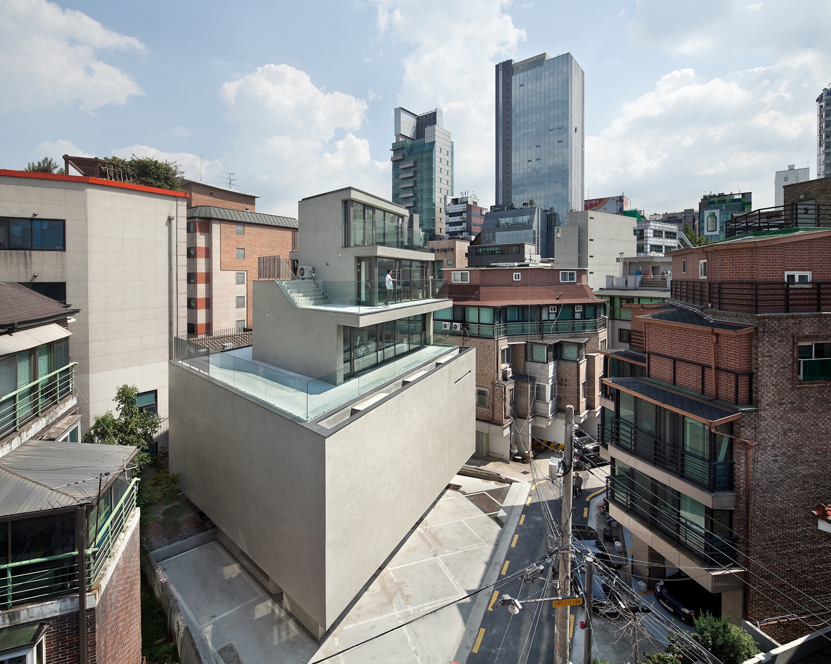 © JMY architects