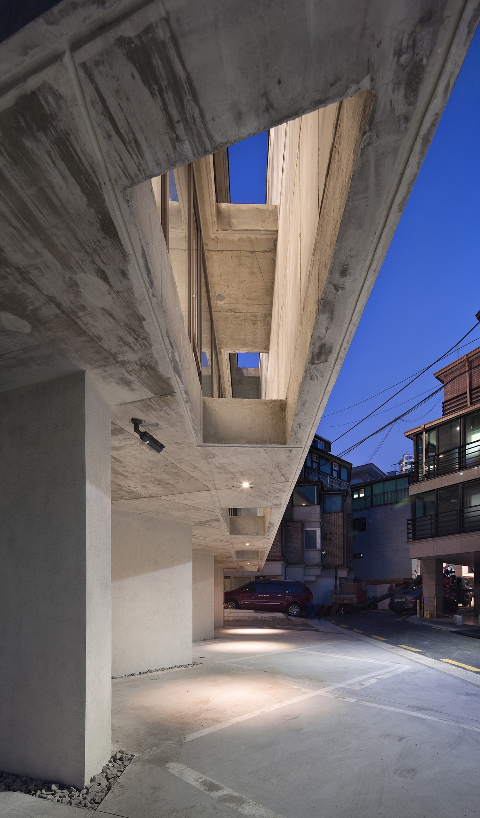 © JMY architects