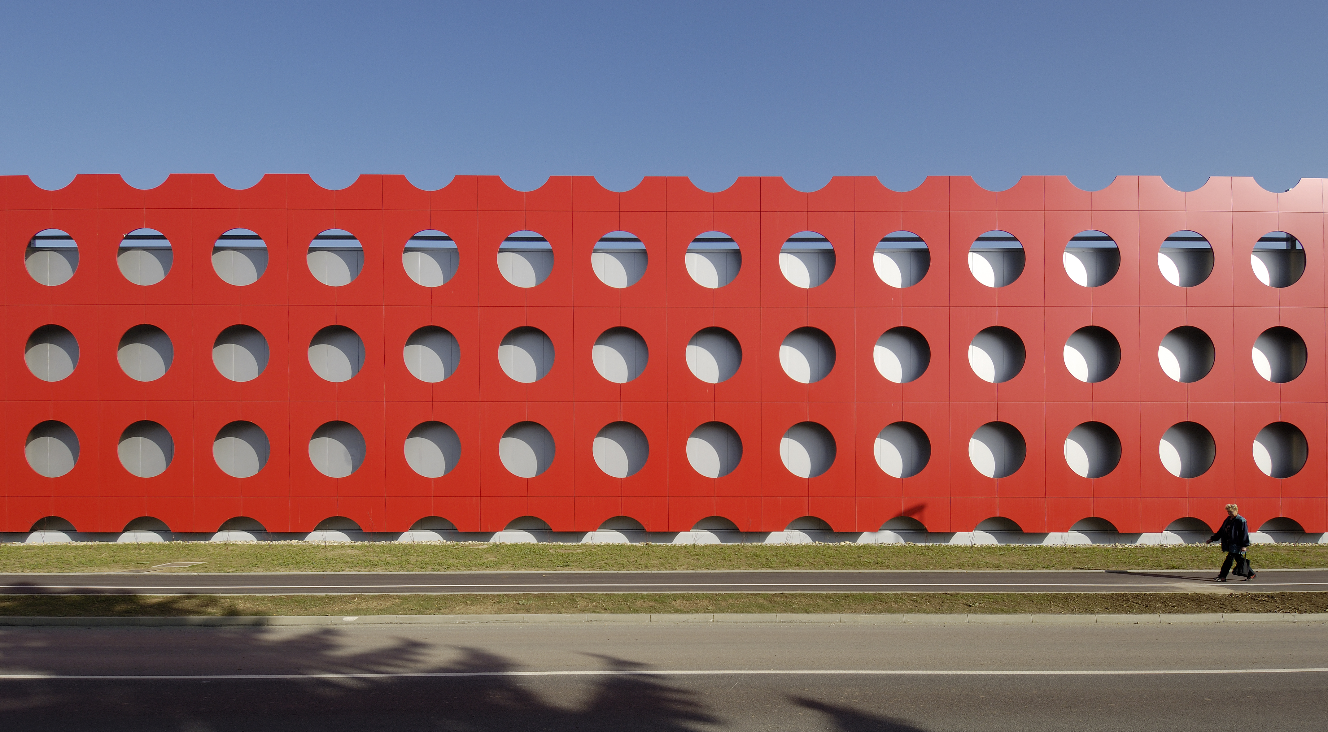 ALPOLIC® Solid Color Finishes
