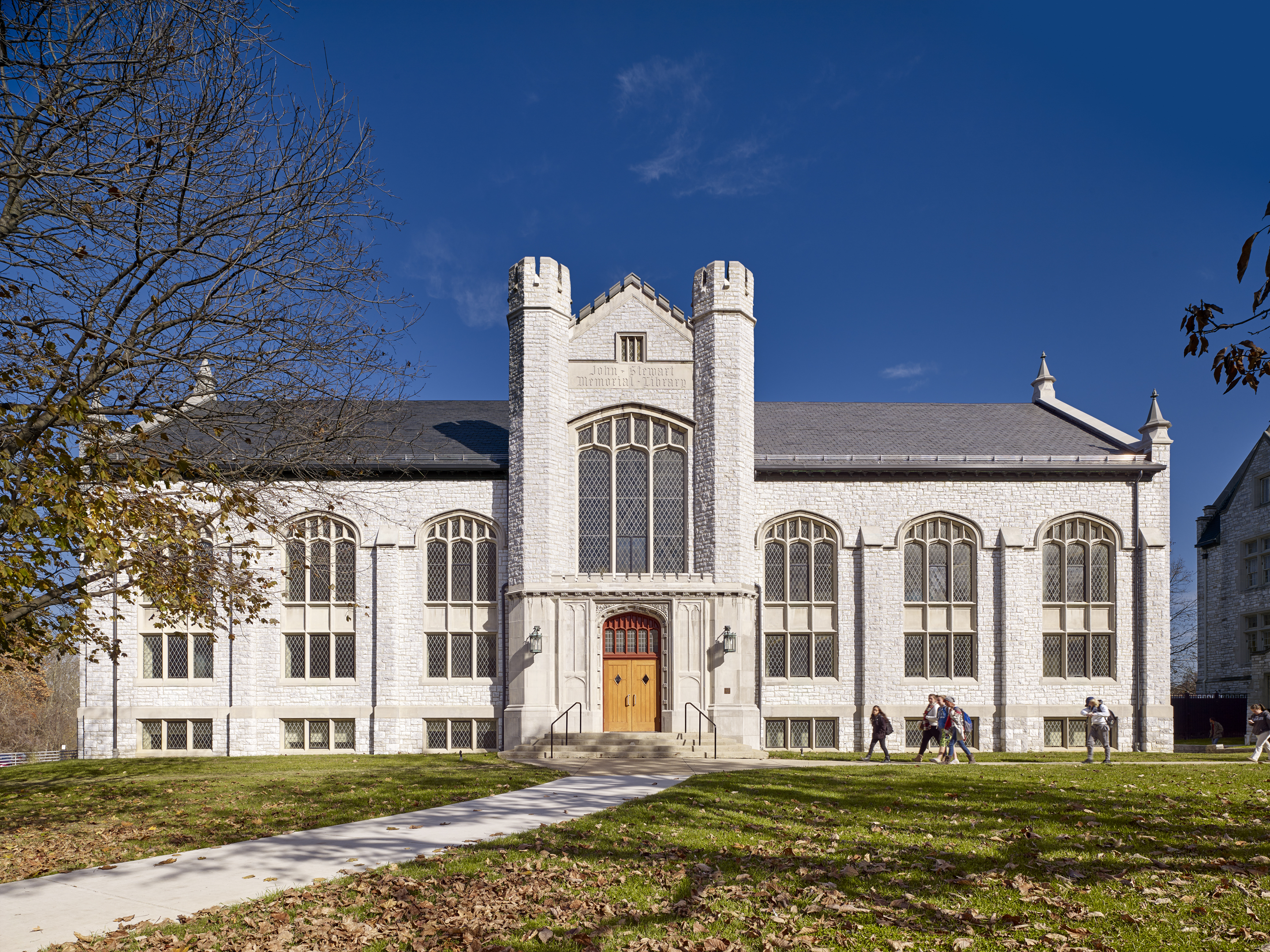 WILSON COLLEGE REIMAGENS THE JOHN STEWART MEMORIAL LIBRARY by Murray