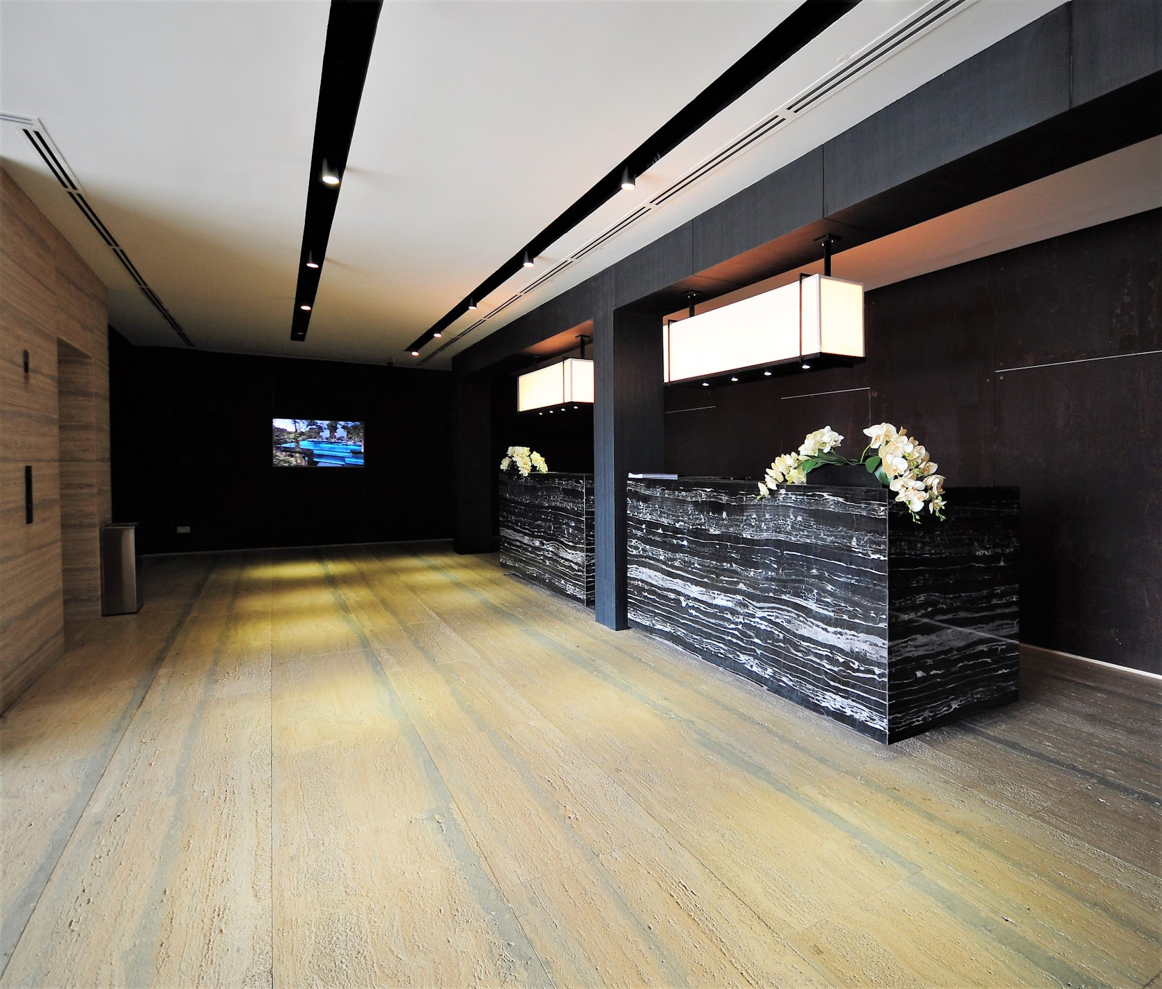 © L Architects