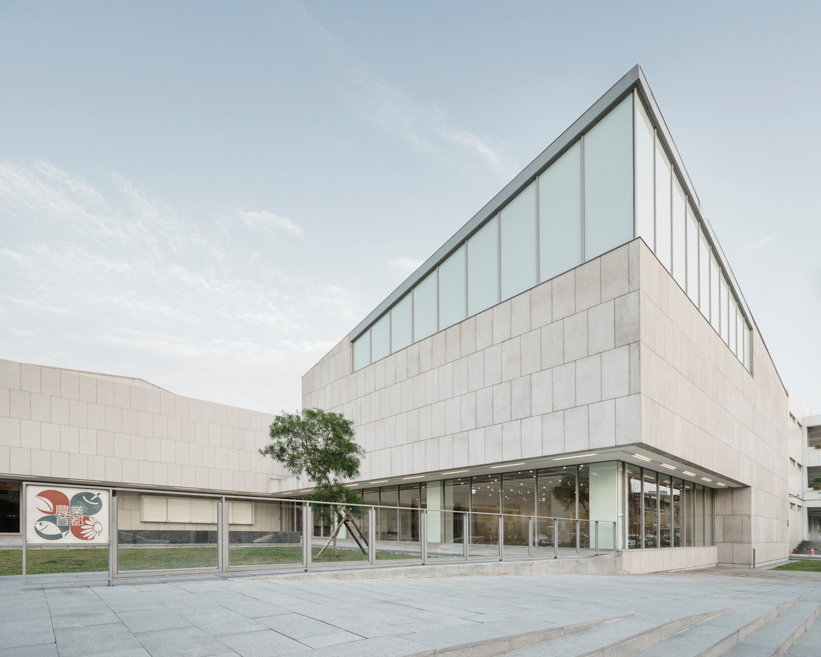 © MAYU architects
