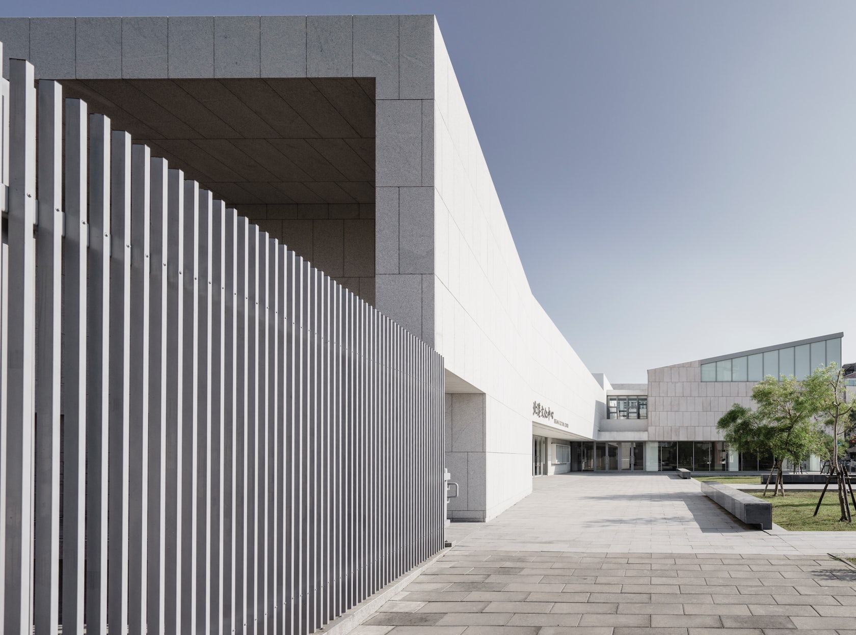 © MAYU architects