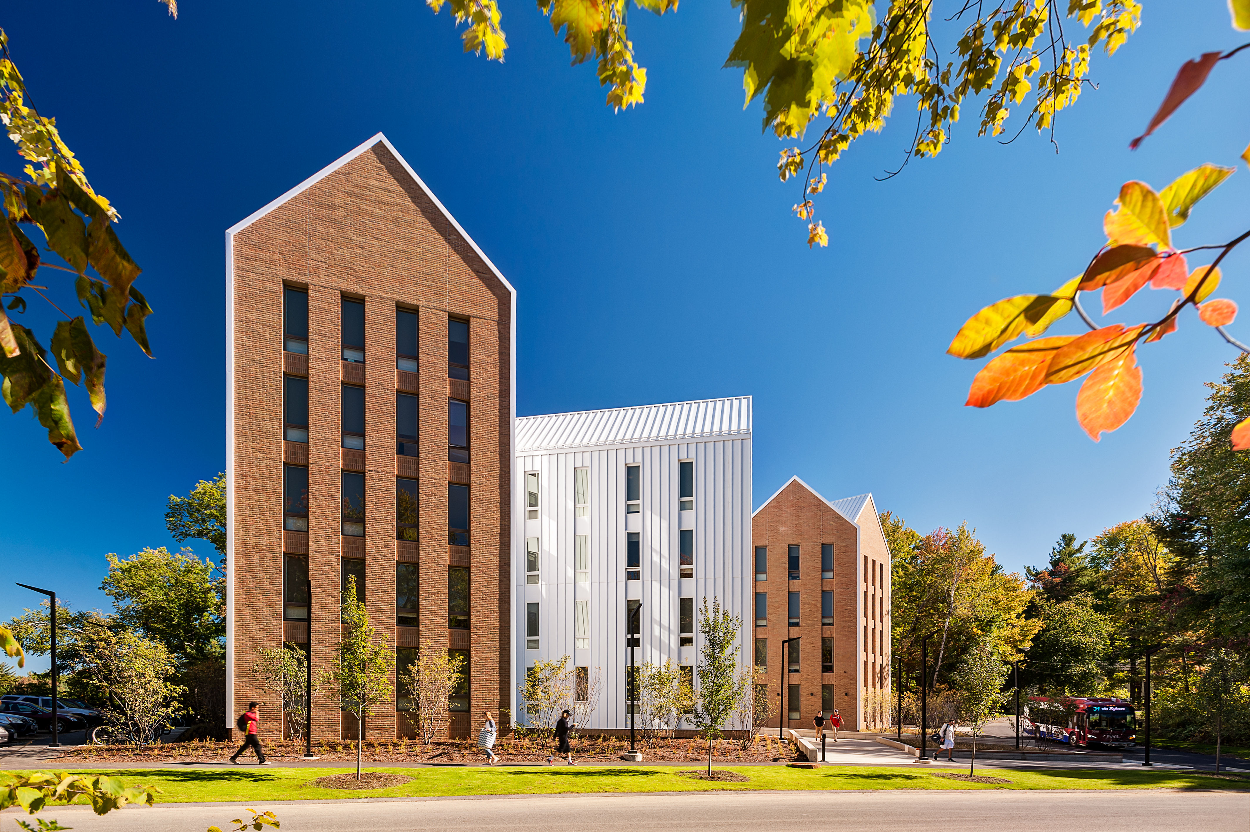 Olympic place. Массачусетский университет США (building 10, Кембридж, США). Gallery of Olympia place / Holst Architecture + DIMELLA Shaffer. University of Massachusetts-Amherst South College. University of Massachusetts Amherst Clipart.