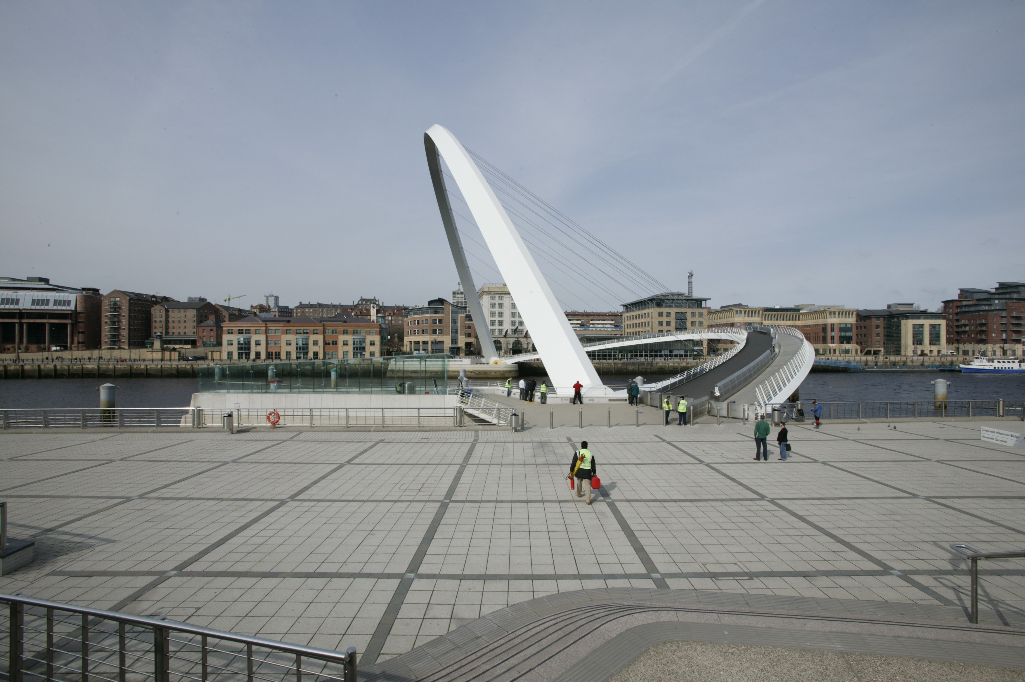 Gateshead Millennium Bridge by WilkinsonEyre Architizer