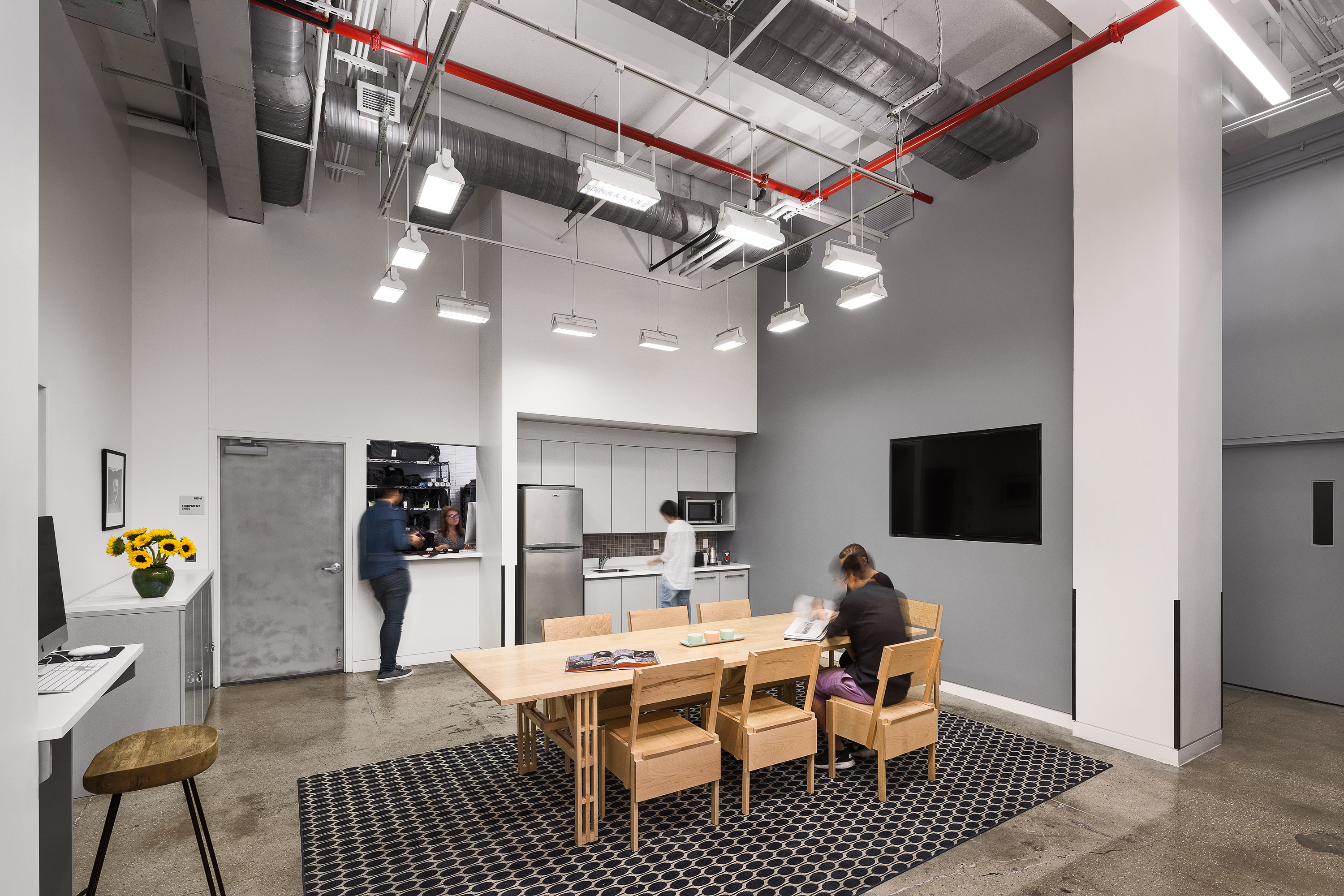 School of Visual Arts MFA Photography by Spacesmith LLP Architizer