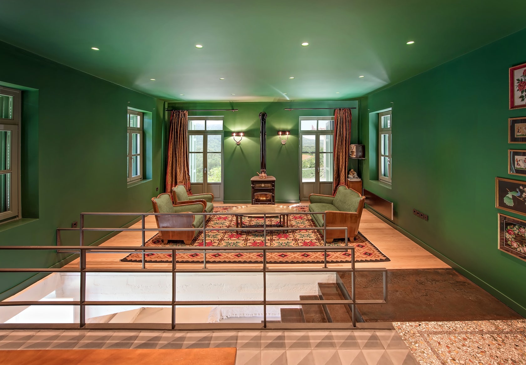 © Plaini and Karahalios Architects