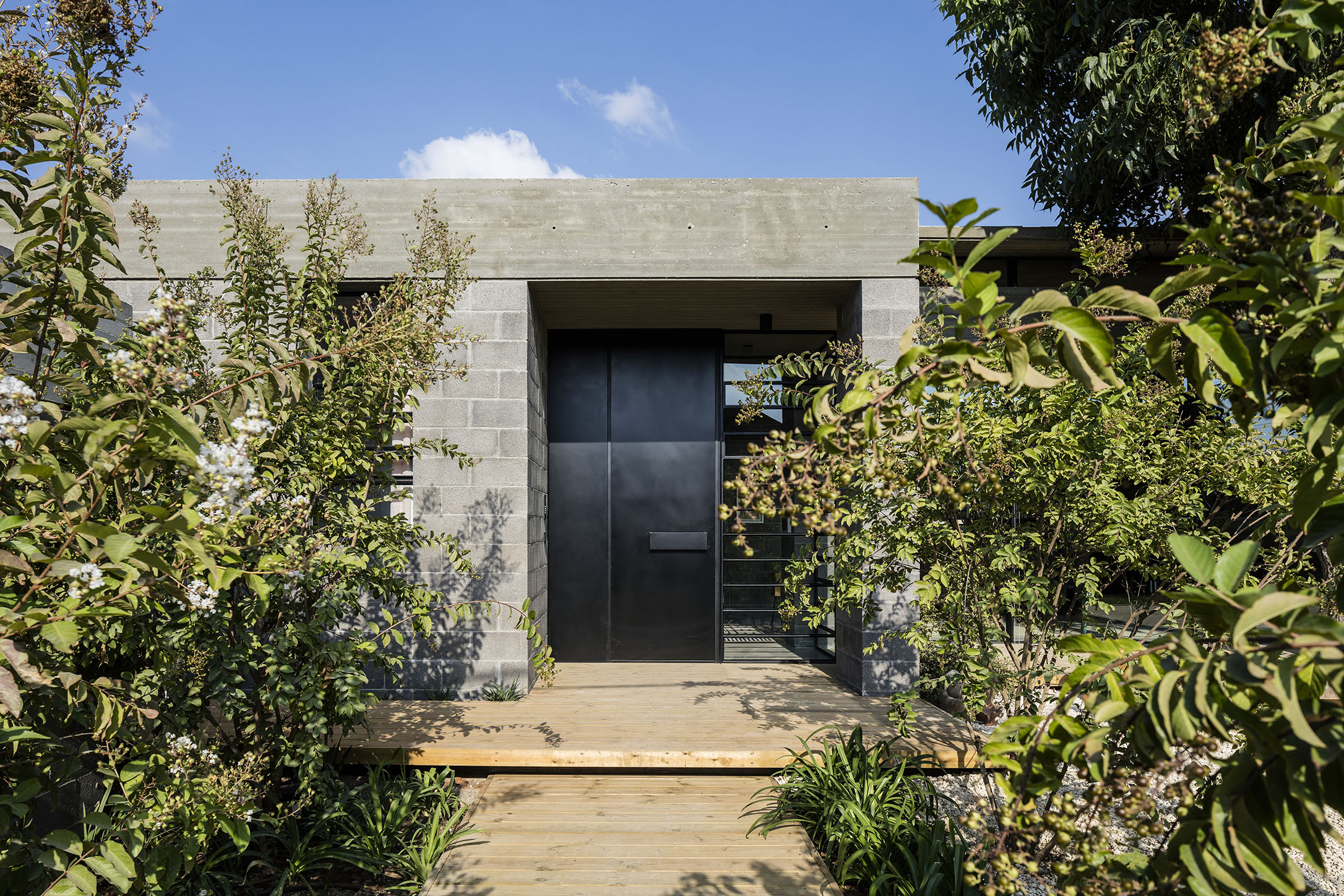 © Jacobs-Yaniv Architects