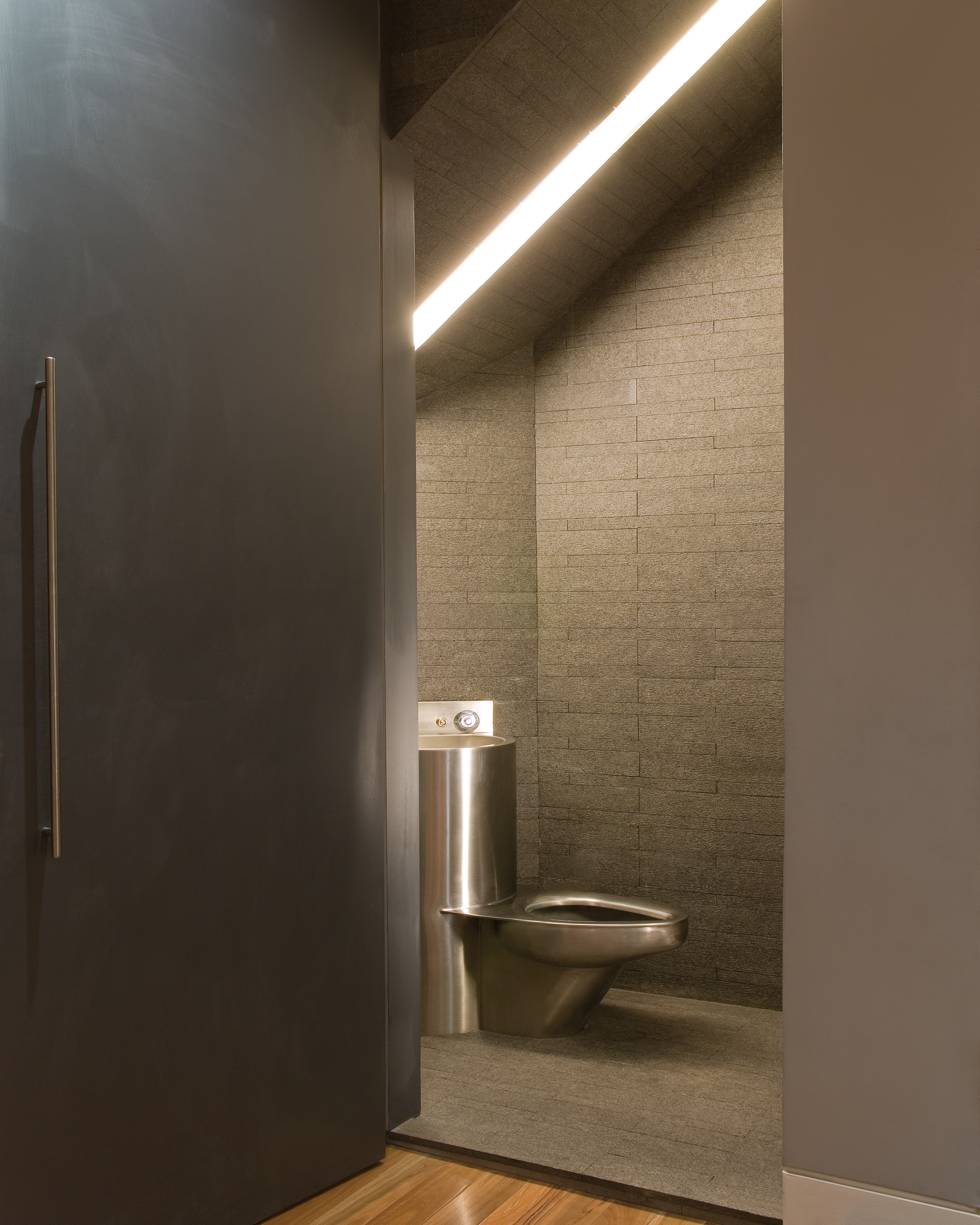Neo-Comby Combination Toilet Basin