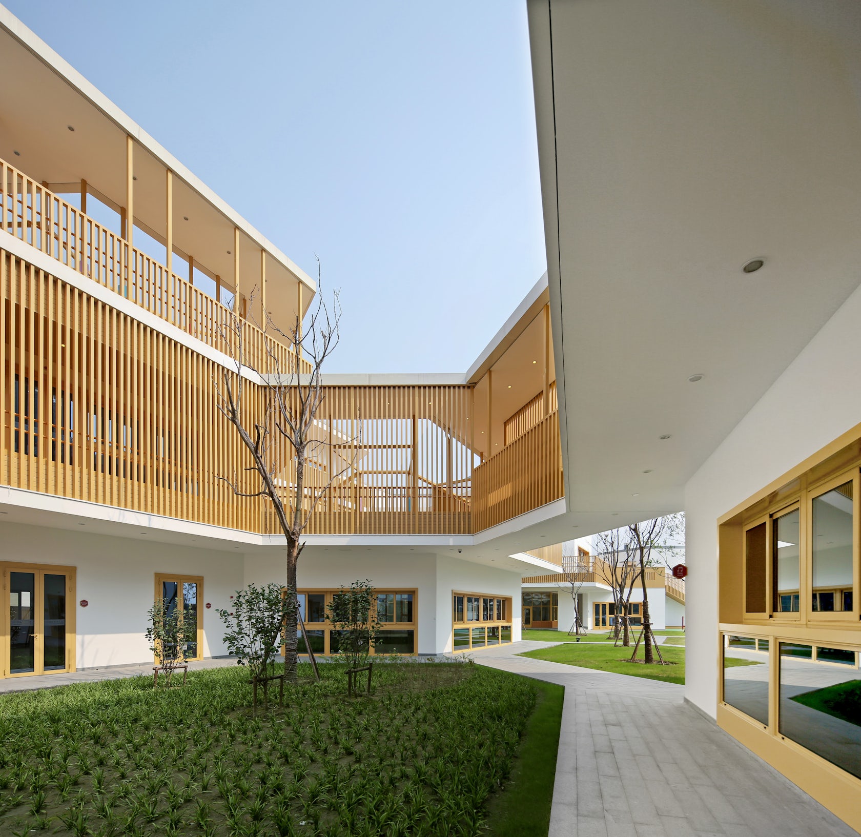 © Scenic Architecture