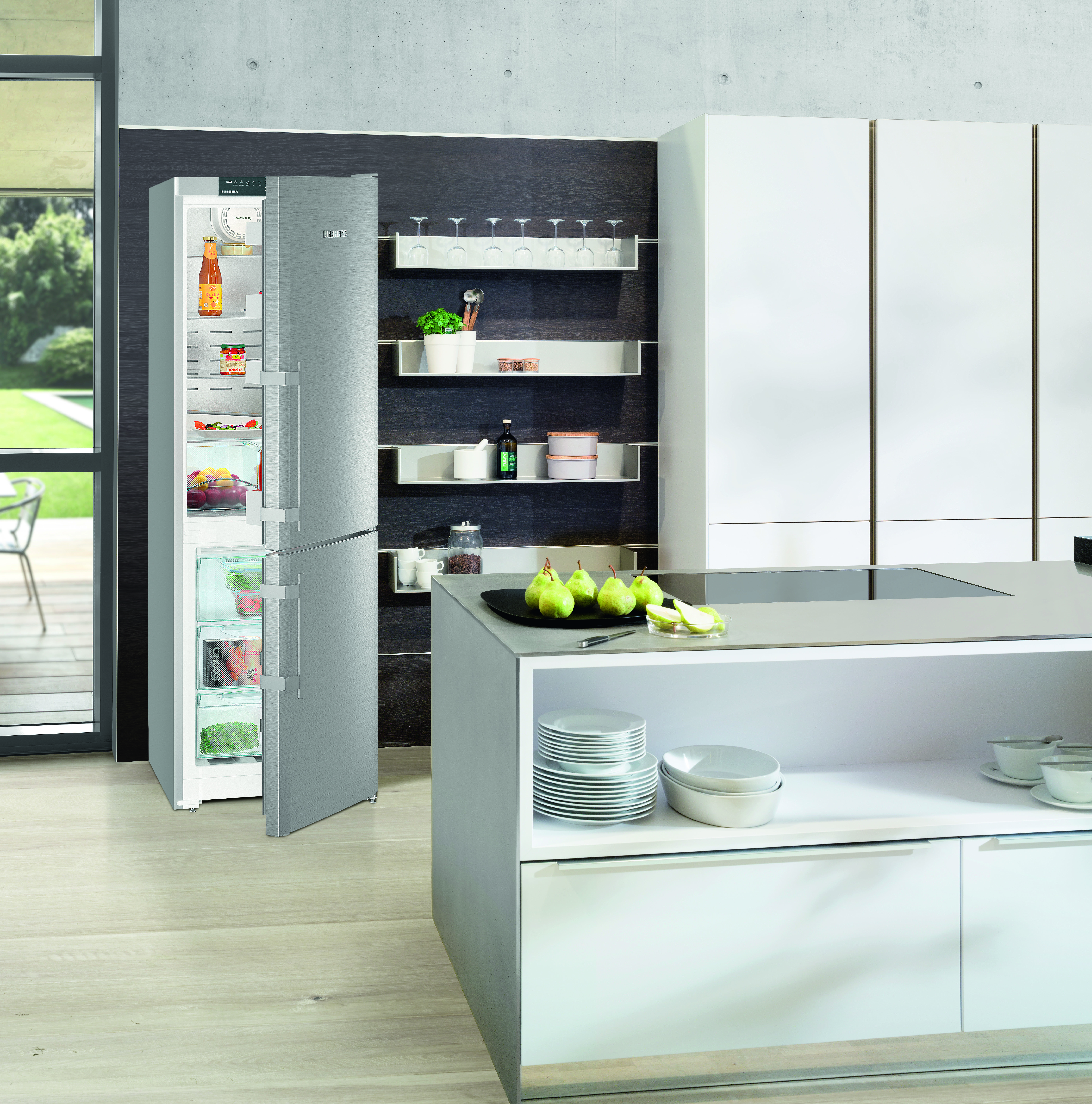 CS1210 Freestanding/Semi-Built-In Refrigerator