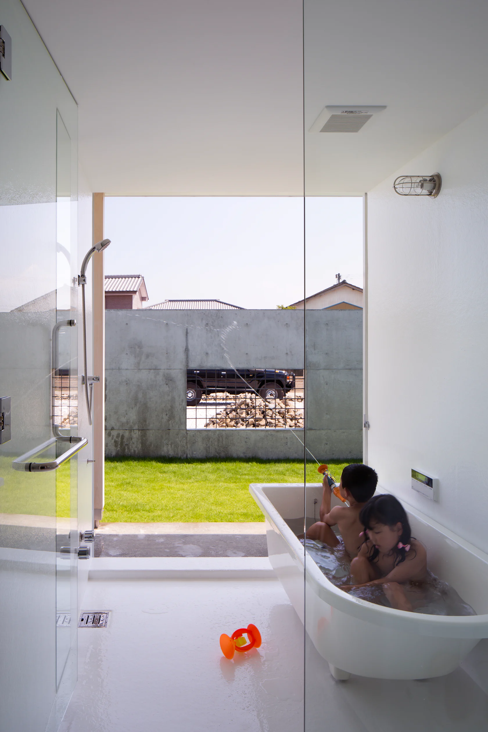 CONTAINER BASE by CONTAINER DESIGN - Architizer