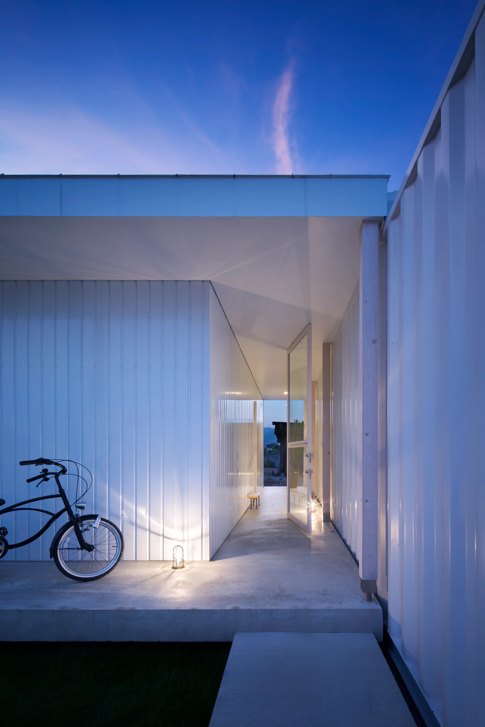 CONTAINER BASE by CONTAINER DESIGN - Architizer