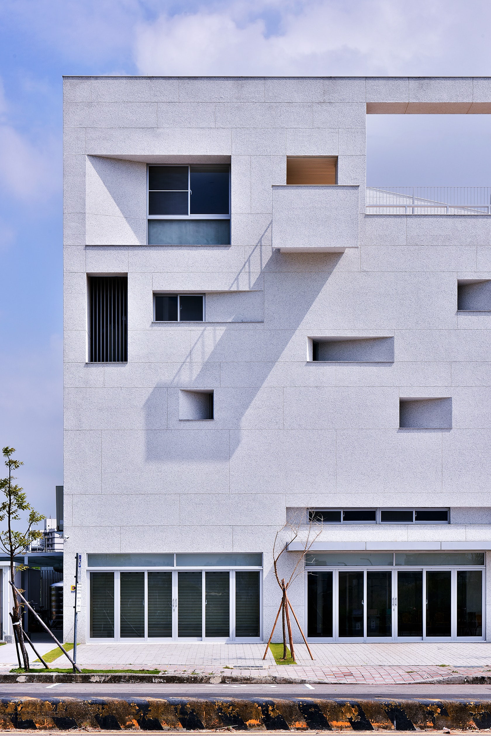 © JYCArchitect + DCDAssociates