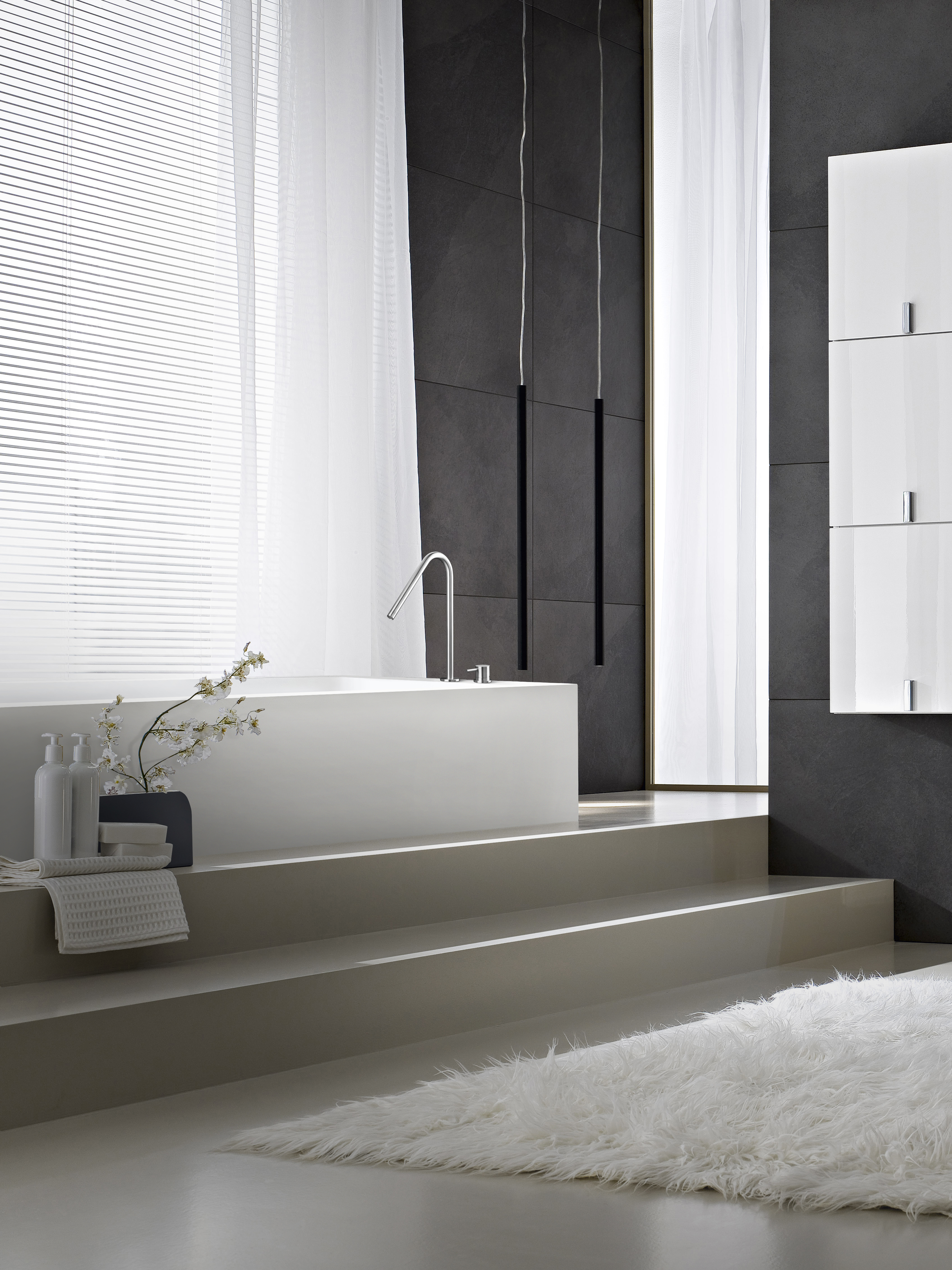 Designer Series | blu•stone™ Bathtubs