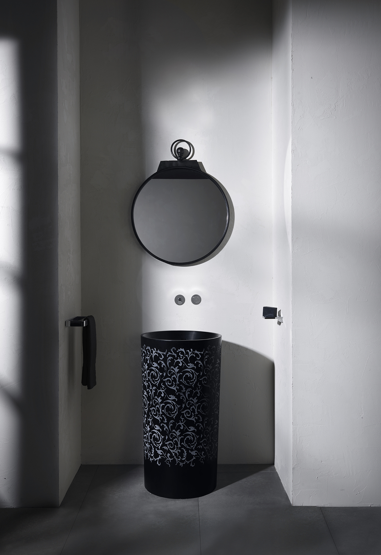 blu•stone™ Pedestal Basins