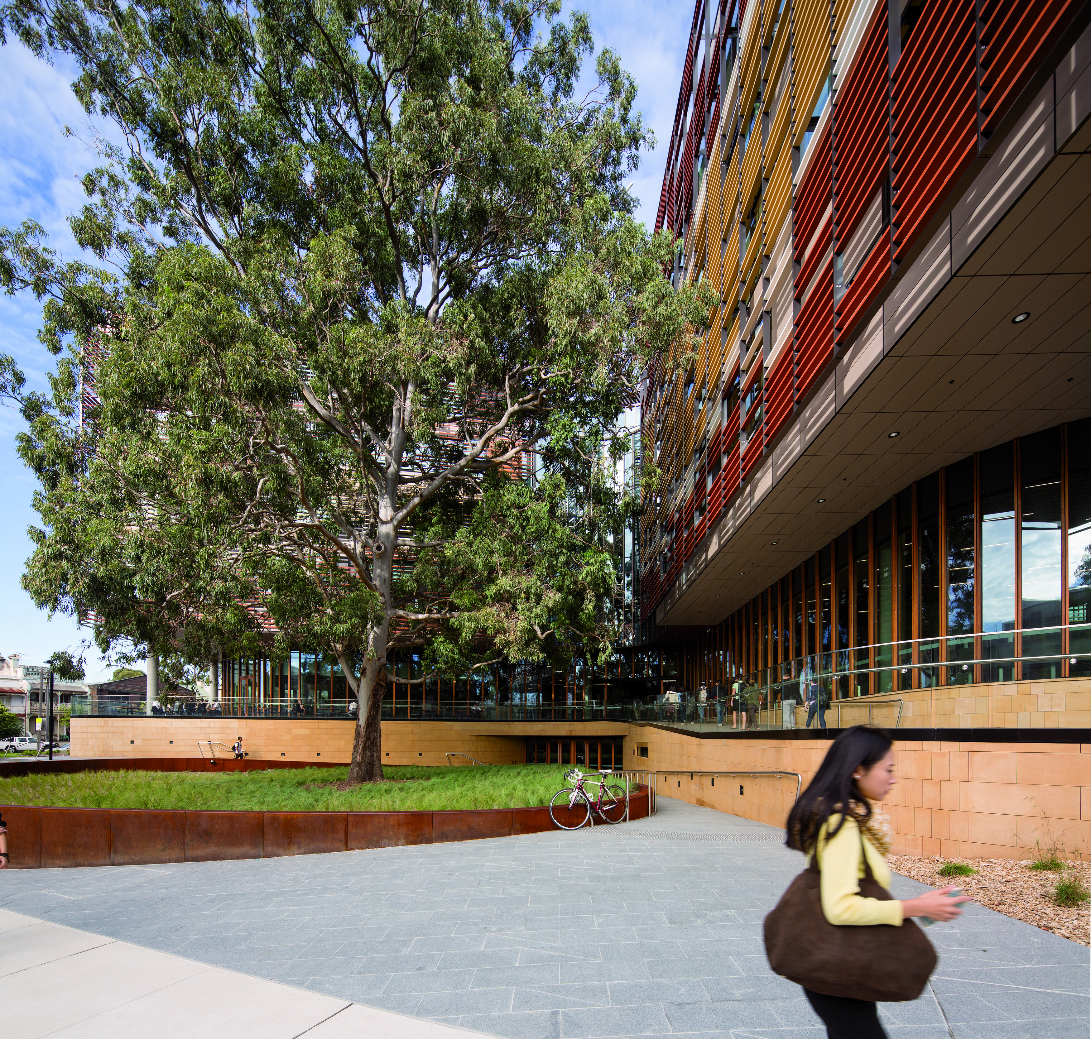 Idea 2103085: University Of Sydney Business School By Woods Bagot In ...