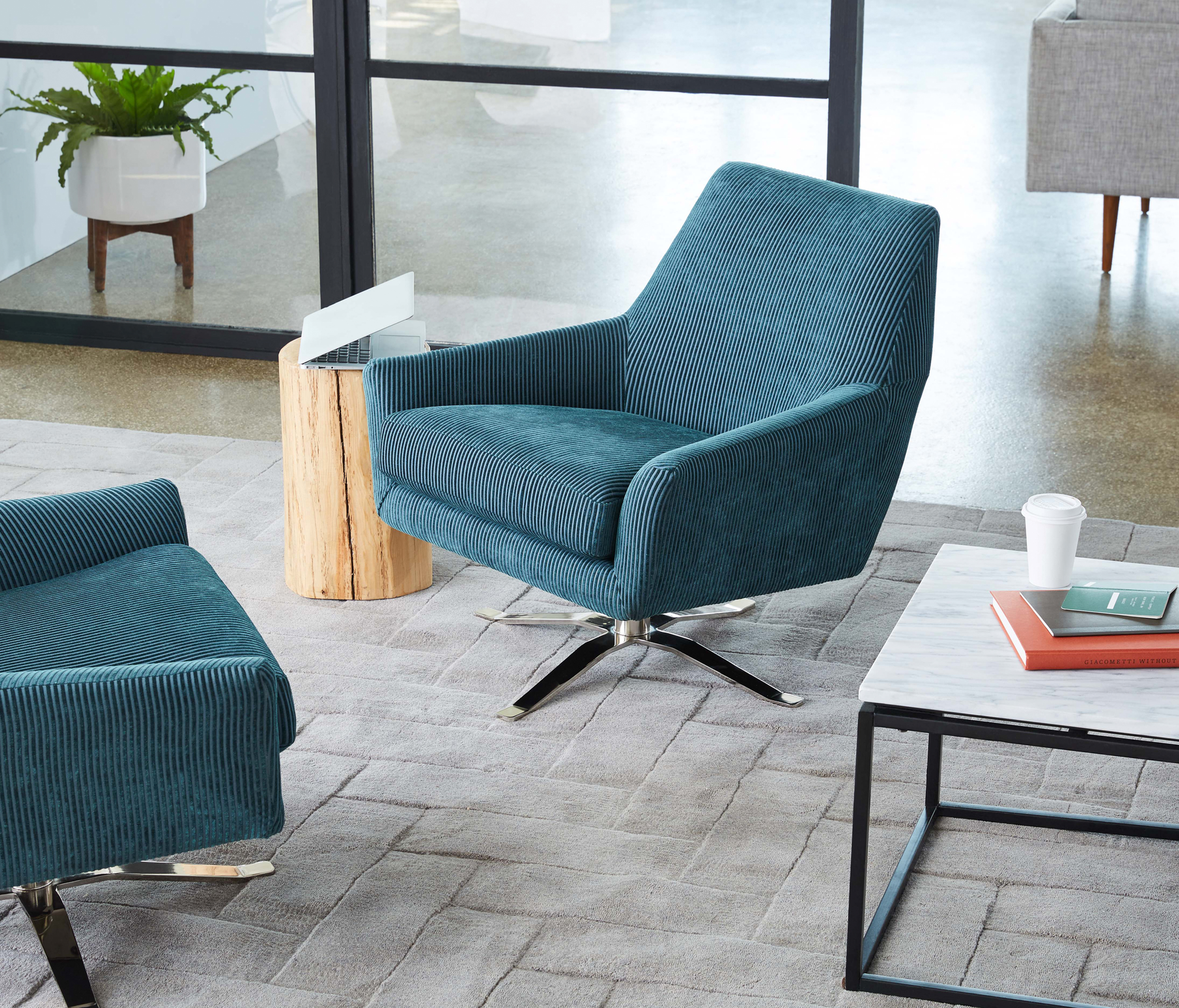 Lucas Swivel Chair