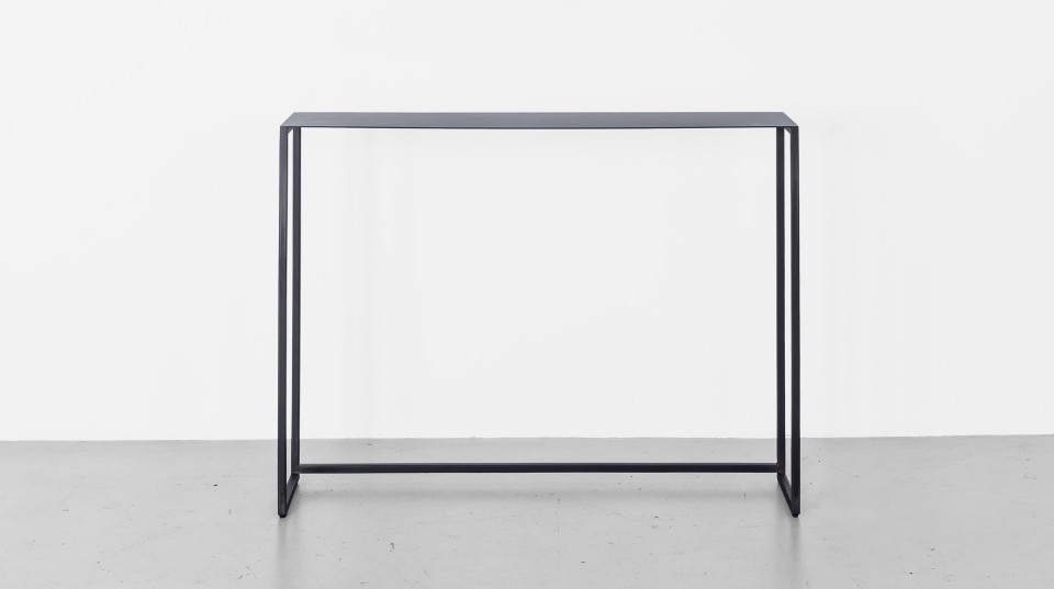 Signature // Batten Console