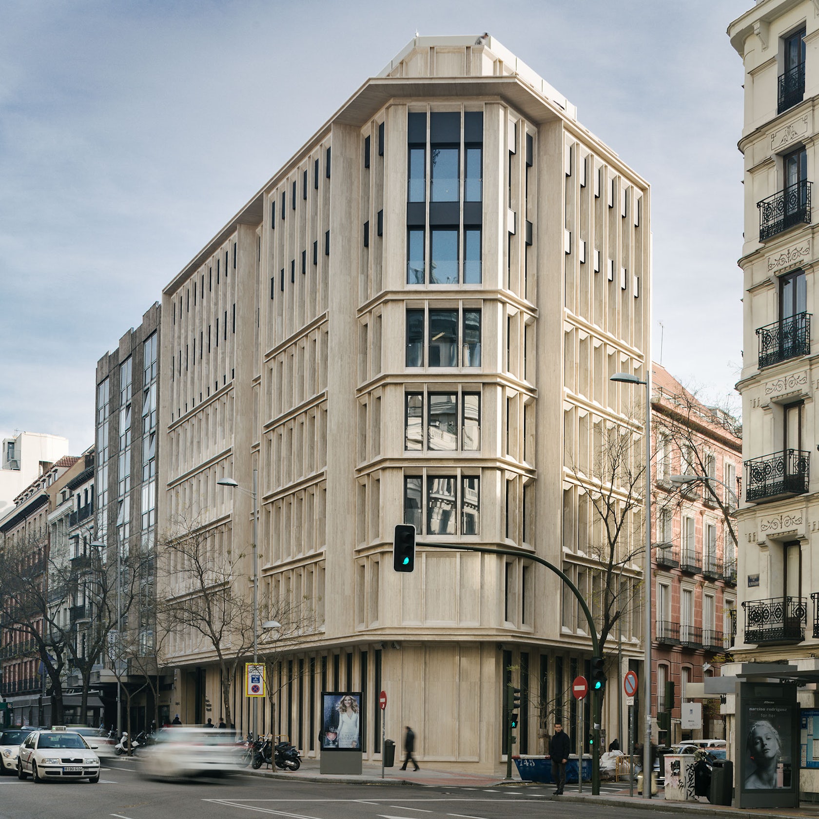 © RUIZ BARBARIN Architects