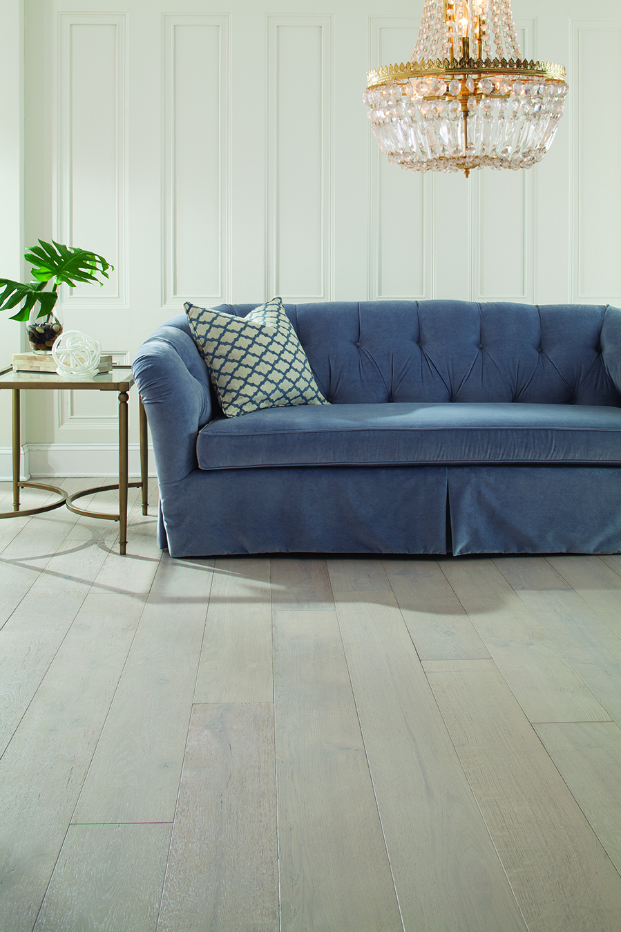 Mount Castle Engineered White Oak Hardwood Ivory