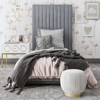TOV Furniture