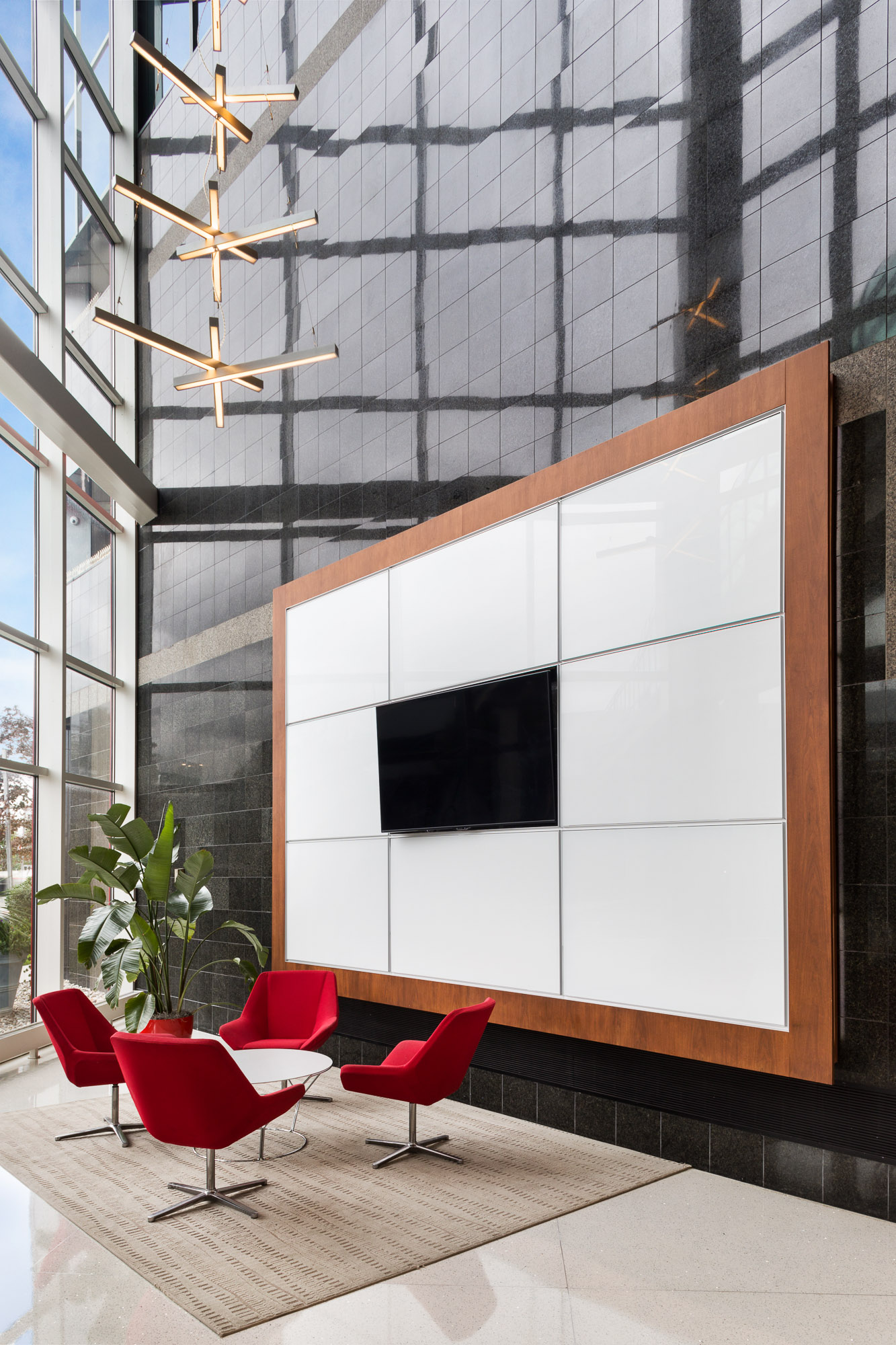 Max™ Glassboards