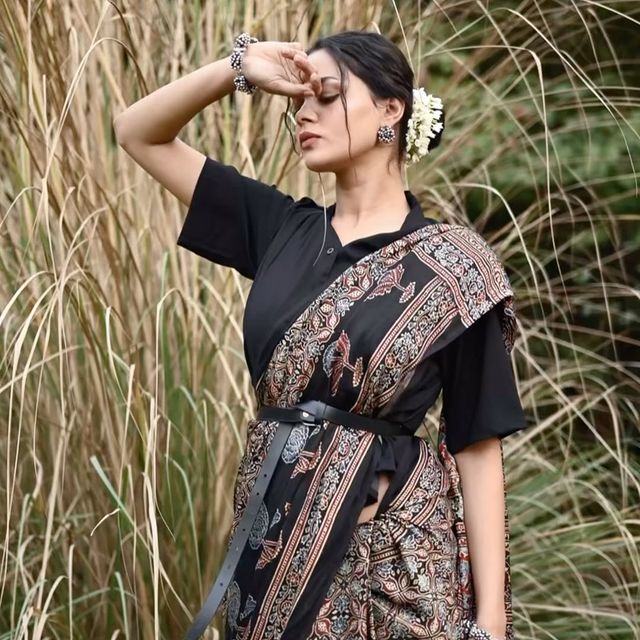 Buy Ajrakh,Saree, Stole, Dupatta Online - Indiantesoro.com